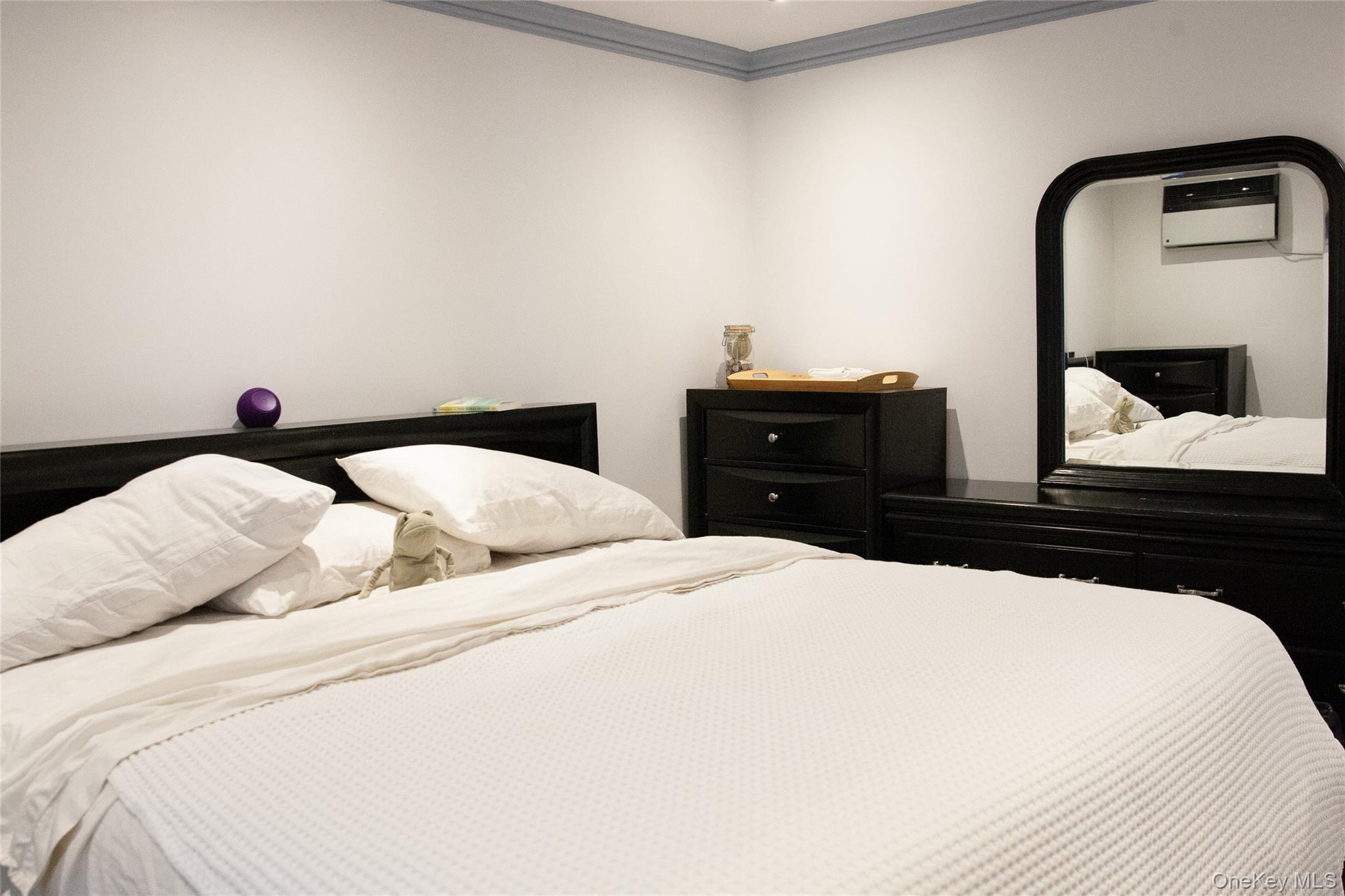 Coop 16th  Queens, NY 11357, MLS-974524-9