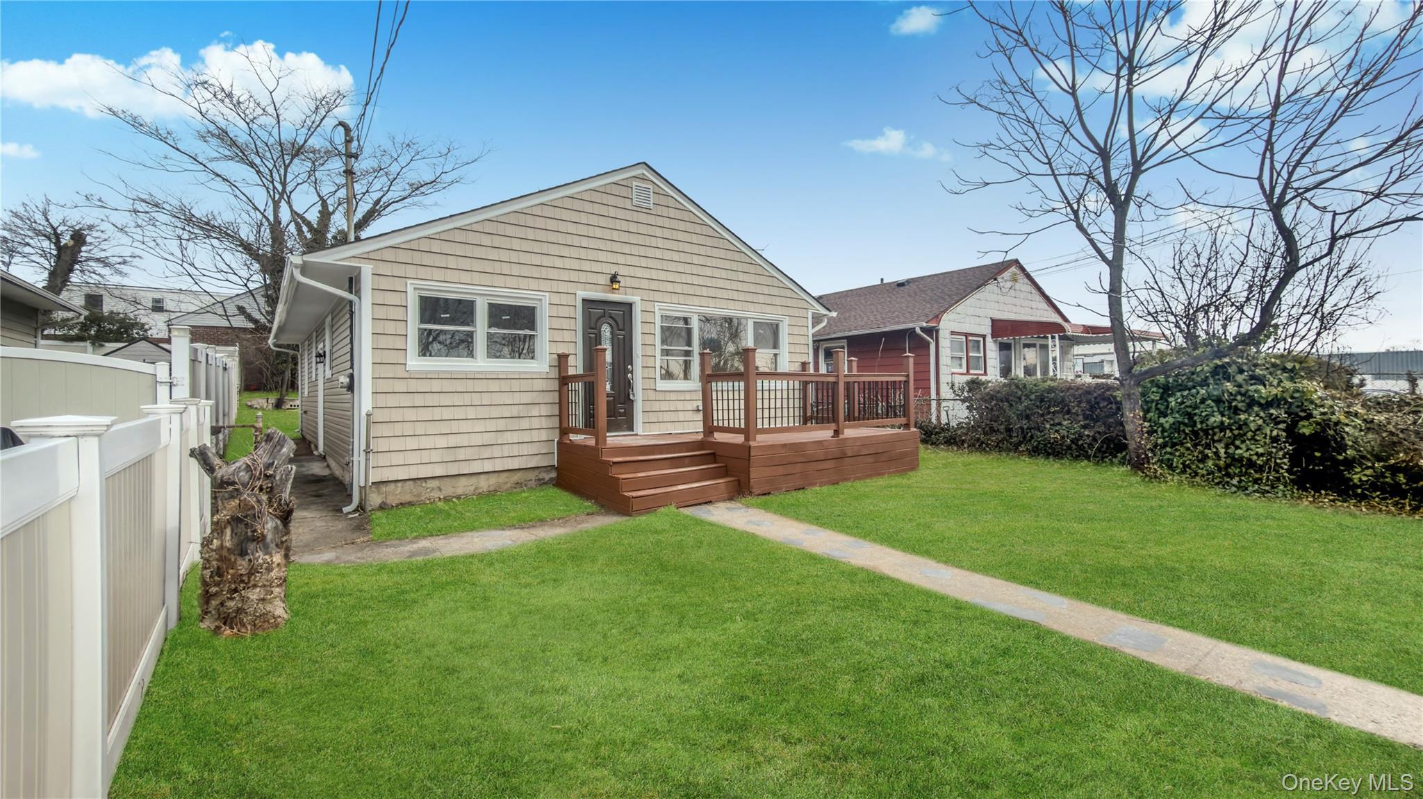 Single Family Sewell  Nassau County, NY 11550, MLS-974528-11