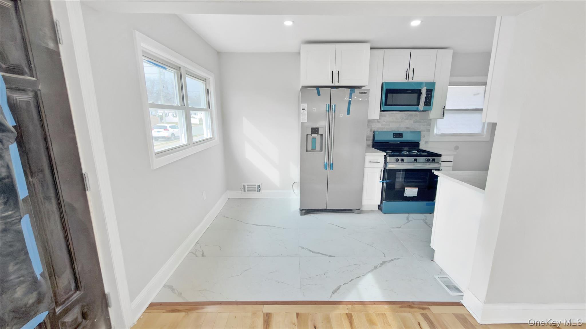 Single Family Sewell  Nassau County, NY 11550, MLS-974528-17