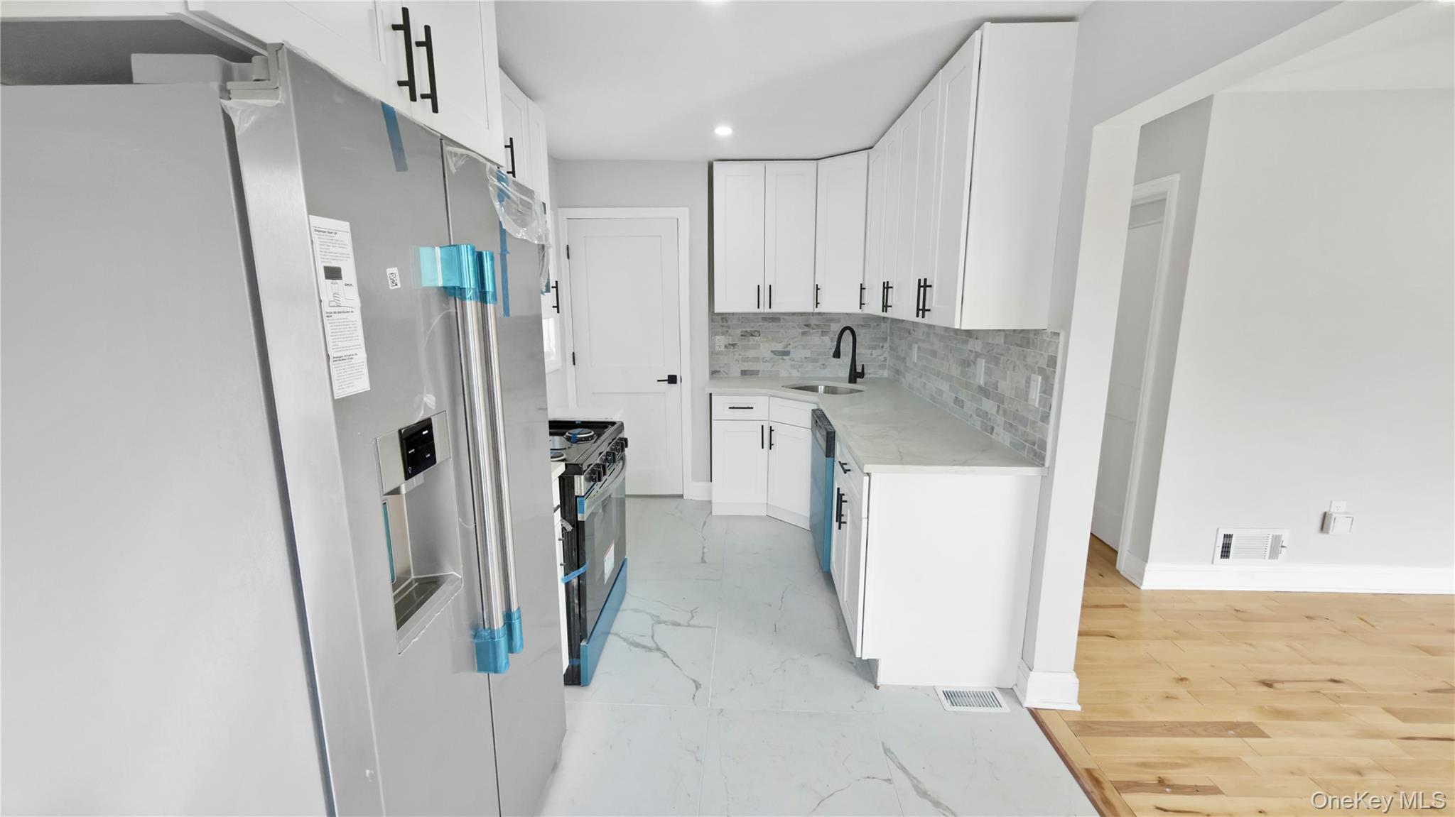 Single Family Sewell  Nassau County, NY 11550, MLS-974528-19