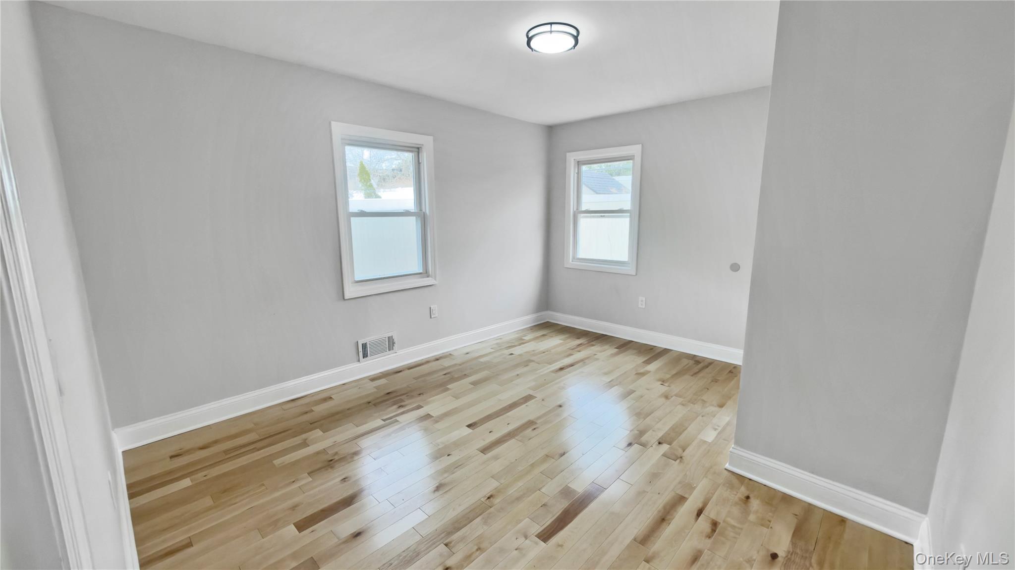 Single Family Sewell  Nassau County, NY 11550, MLS-974528-28