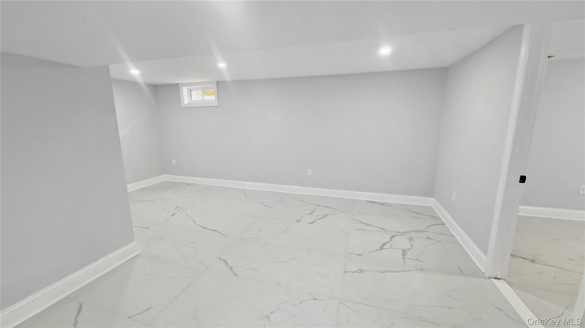 Single Family Sewell  Nassau County, NY 11550, MLS-974528-38