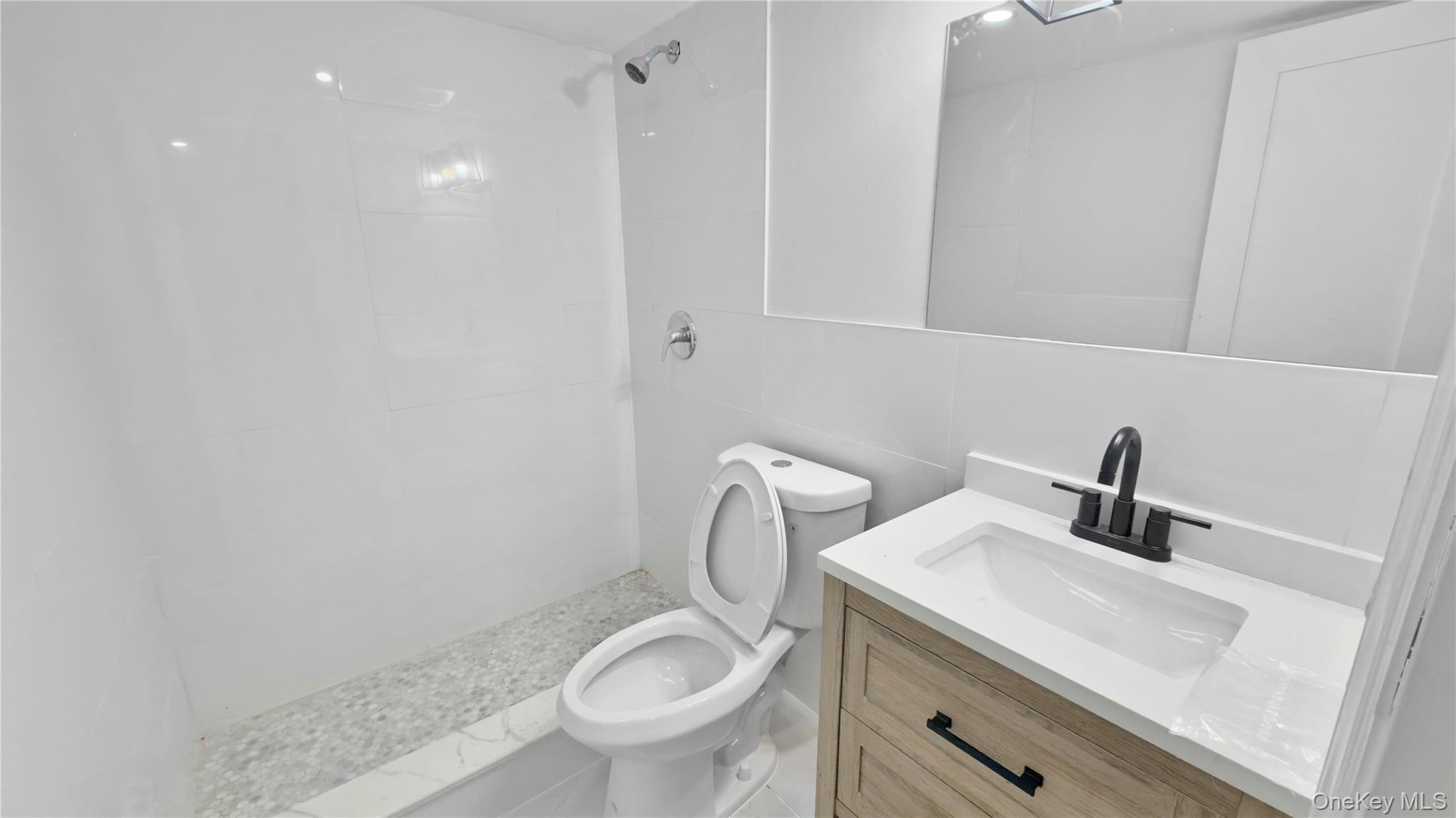 Single Family Sewell  Nassau County, NY 11550, MLS-974528-39