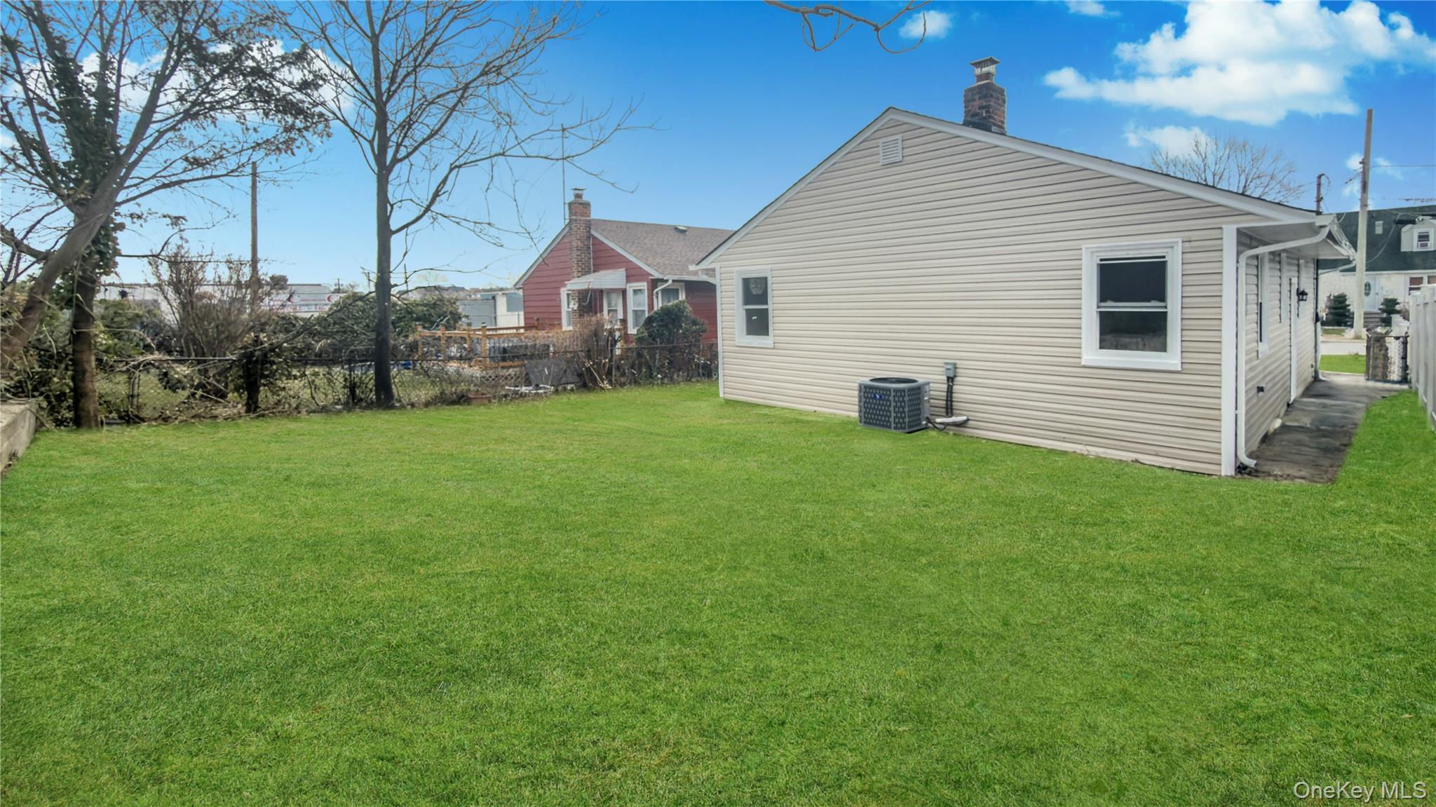 Single Family Sewell  Nassau County, NY 11550, MLS-974528-47