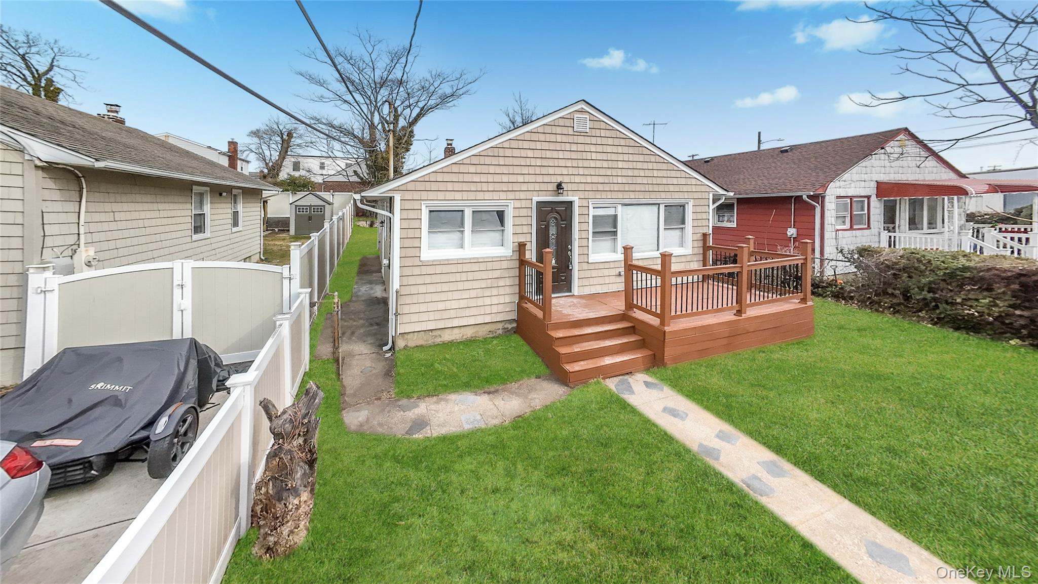 Single Family Sewell  Nassau County, NY 11550, MLS-974528-5
