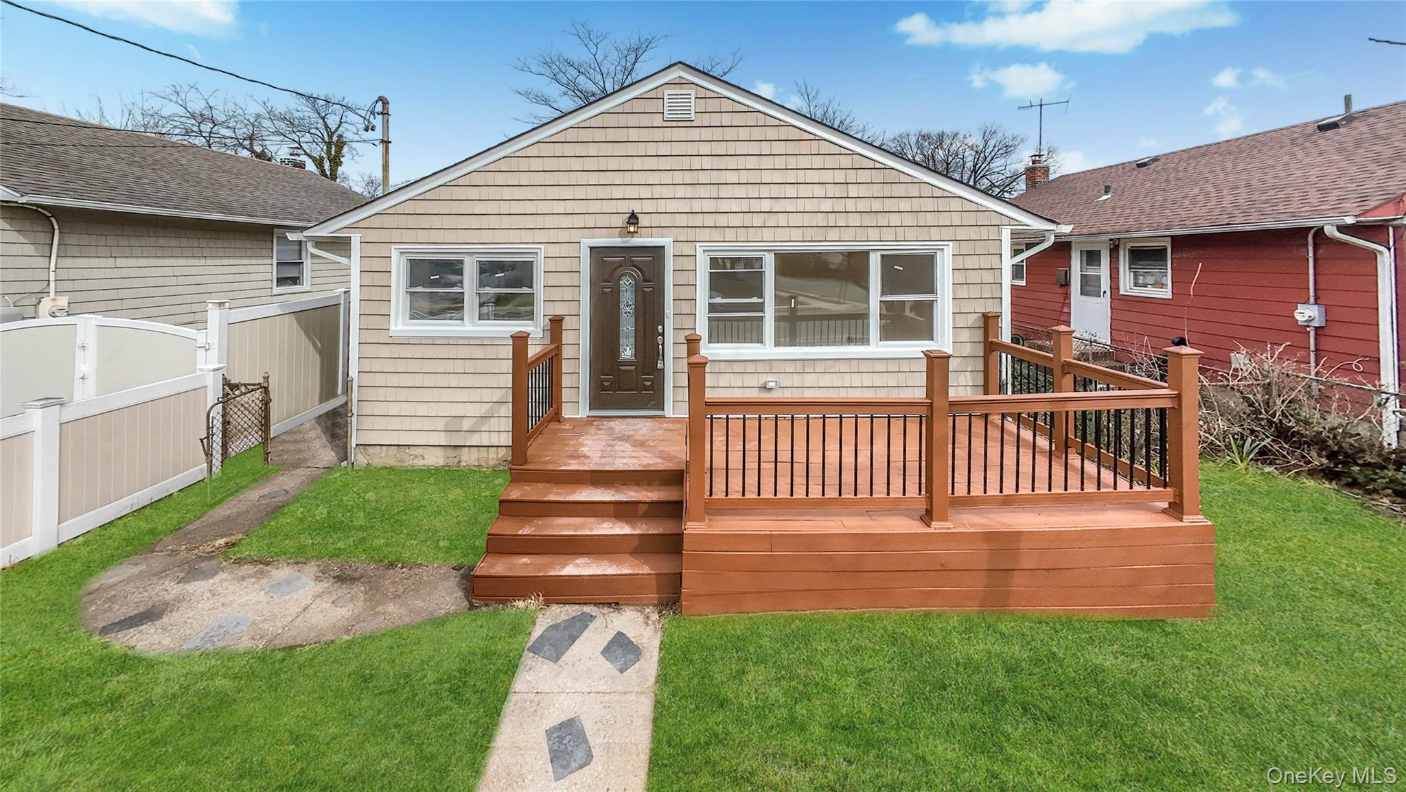 Single Family Sewell  Nassau County, NY 11550, MLS-974528-8