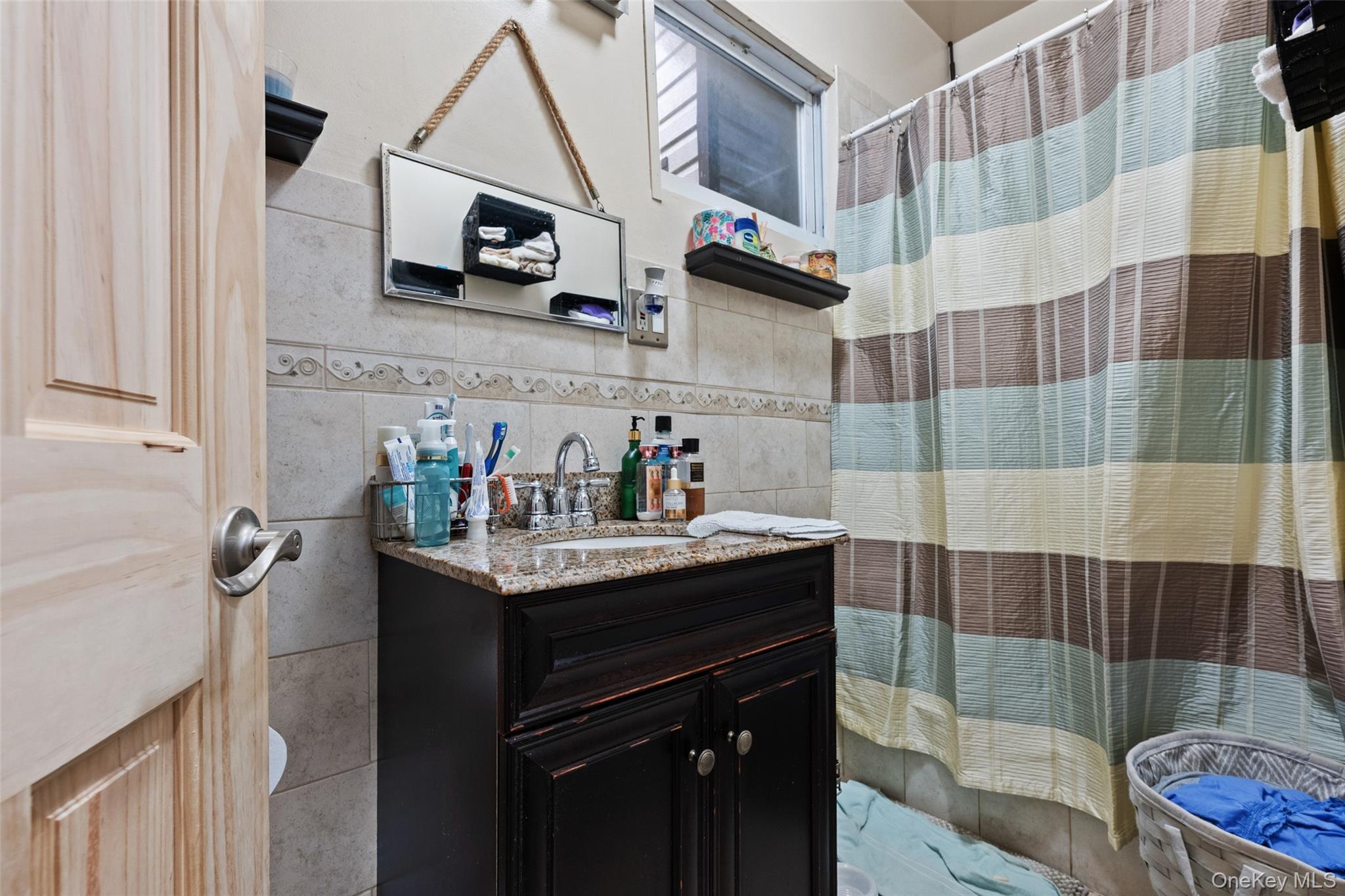 Single Family Decatur  Bronx, NY 10467, MLS-974535-7