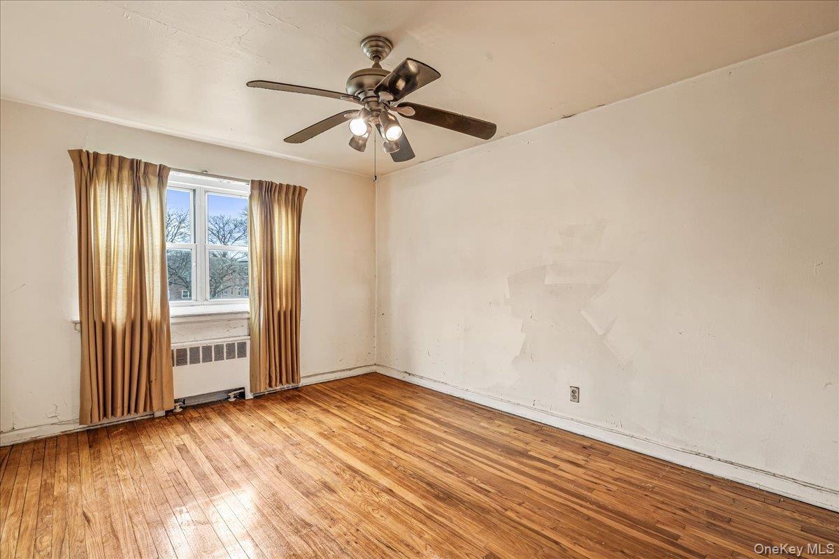 Coop Melbourne  Queens, NY 11367, MLS-974561-15