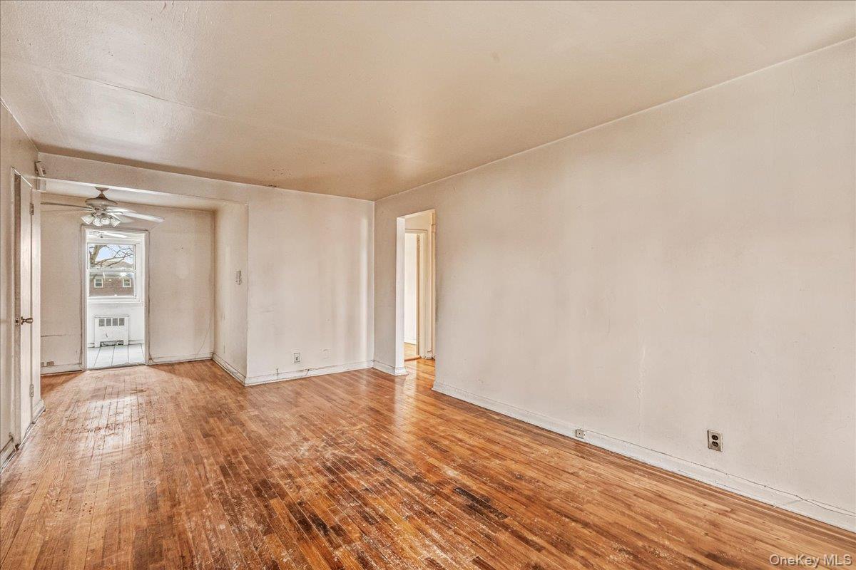 Coop Melbourne  Queens, NY 11367, MLS-974561-7