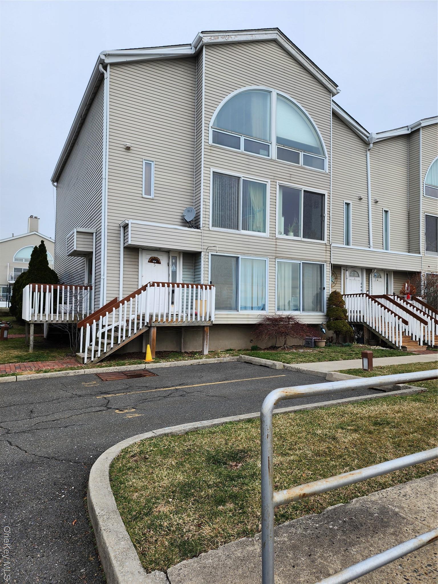 Condo Landing  Bronx, NY 10464, MLS-974563-6