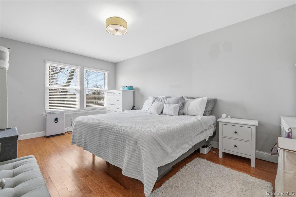 Condo Grand  Nassau County, NY 11510, MLS-974574-15