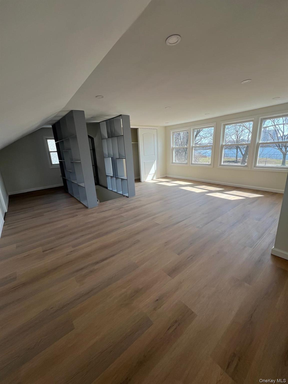 Single Family Sedgwick Bronx, NY 10463, MLS-974580-18