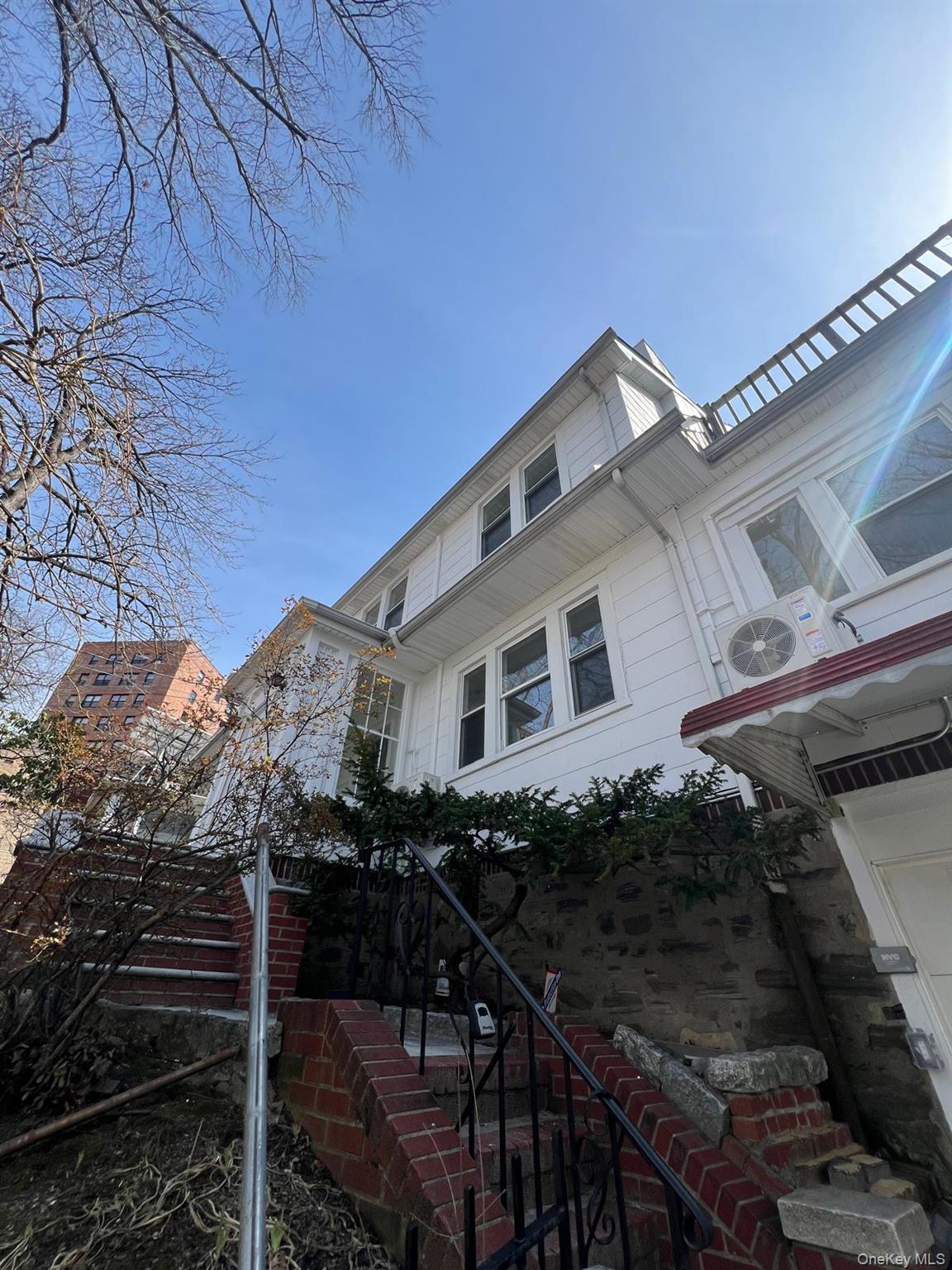 Single Family Sedgwick  Bronx, NY 10463, MLS-974580-23