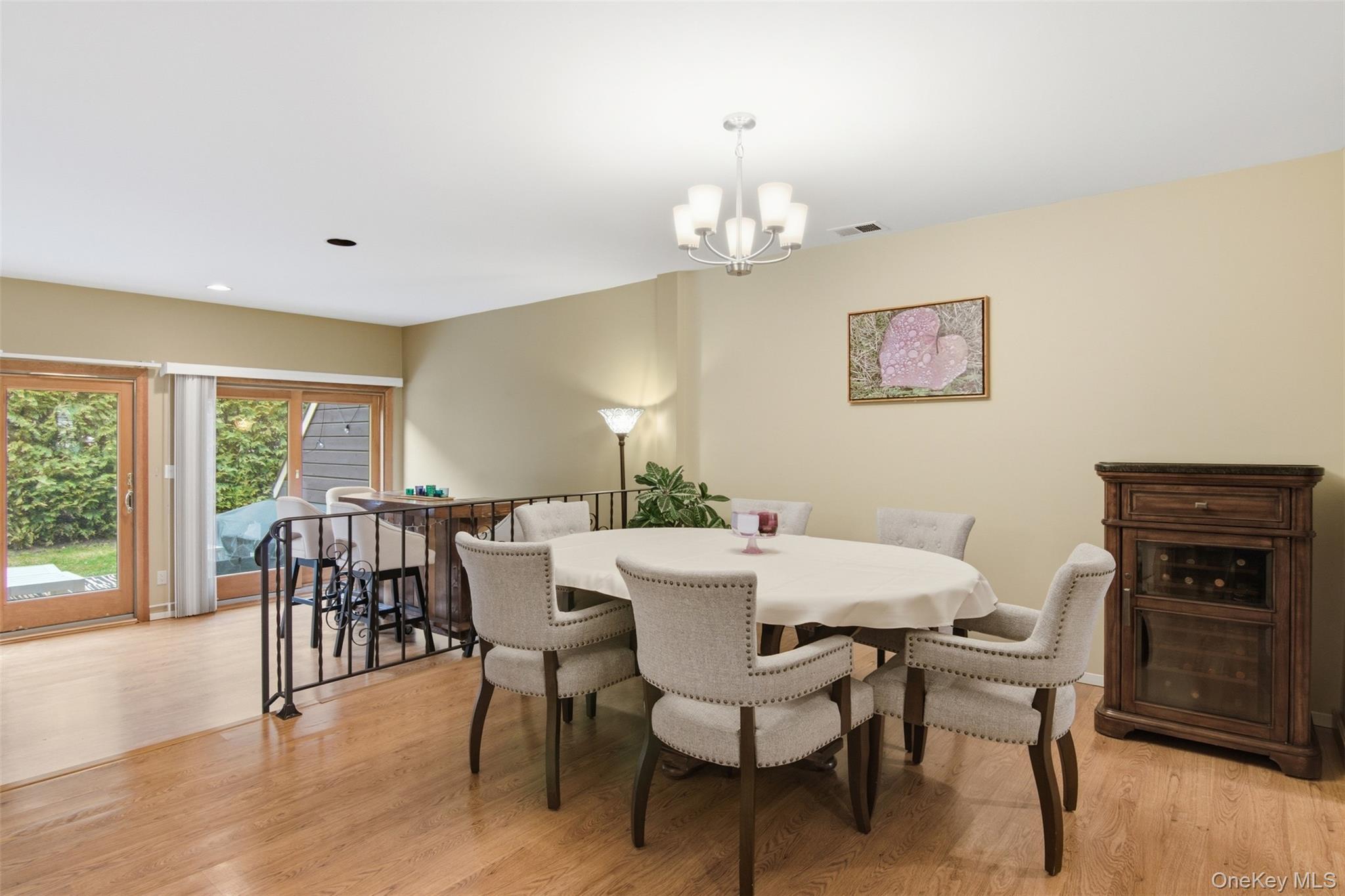 Condo Southgate  Nassau County, NY 11762, MLS-974582-11