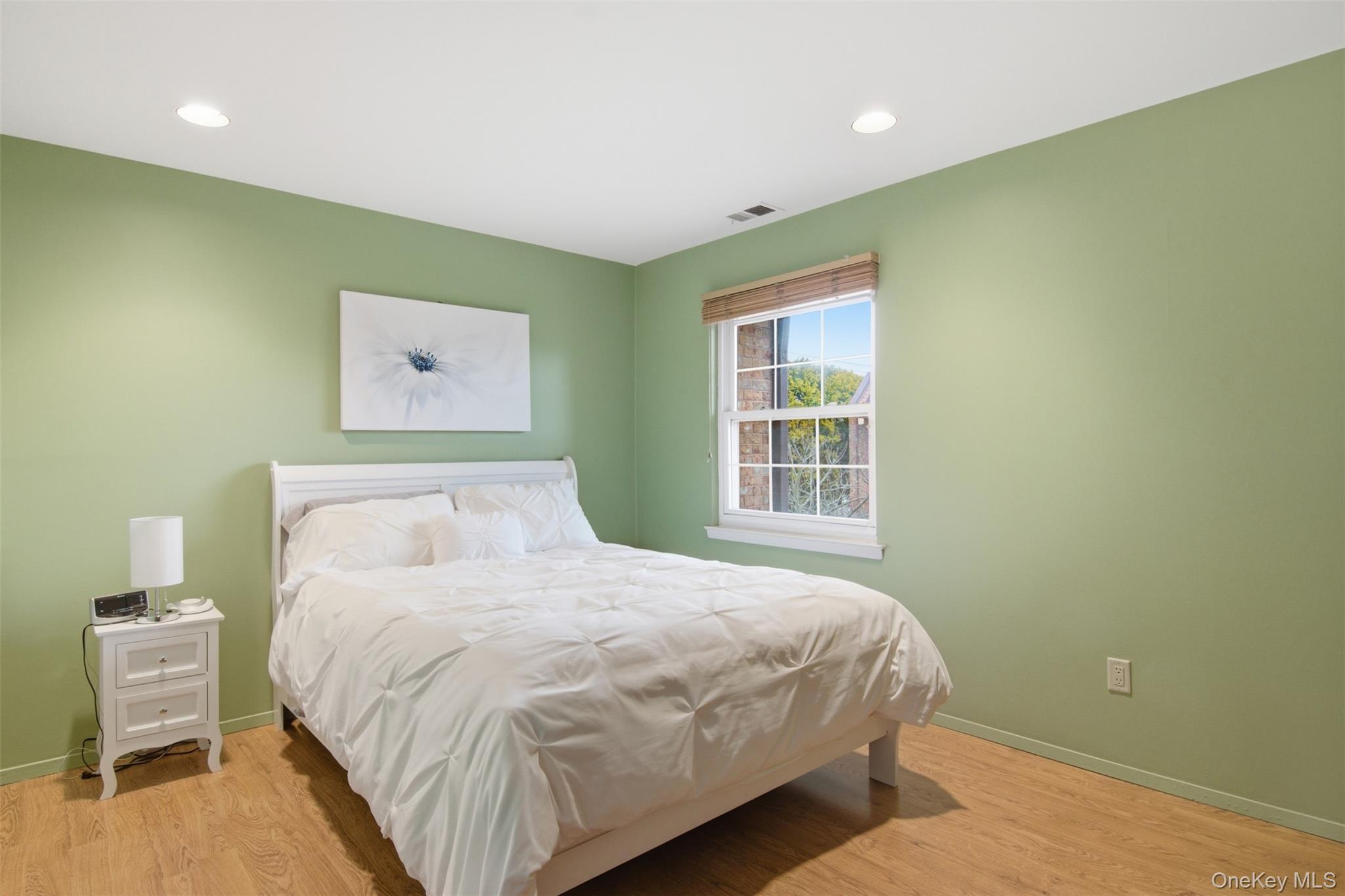 Condo Southgate  Nassau County, NY 11762, MLS-974582-27