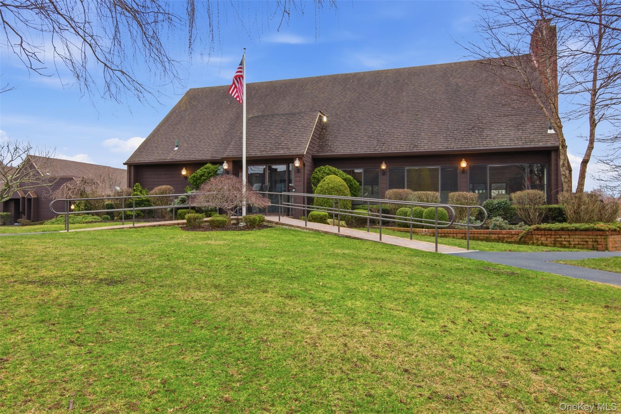 Condo Southgate  Nassau County, NY 11762, MLS-974582-32