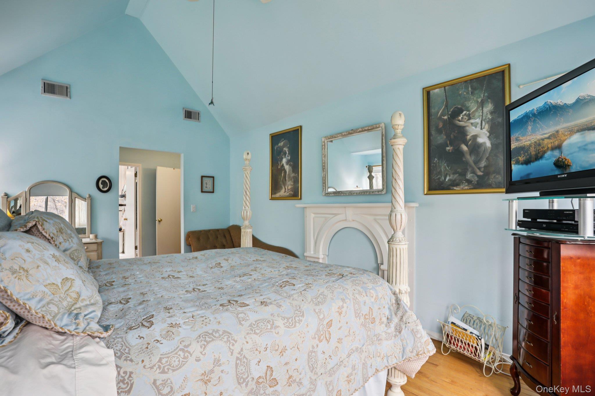 Condo Valleyview  Westchester County, NY 10533, MLS-974599-17