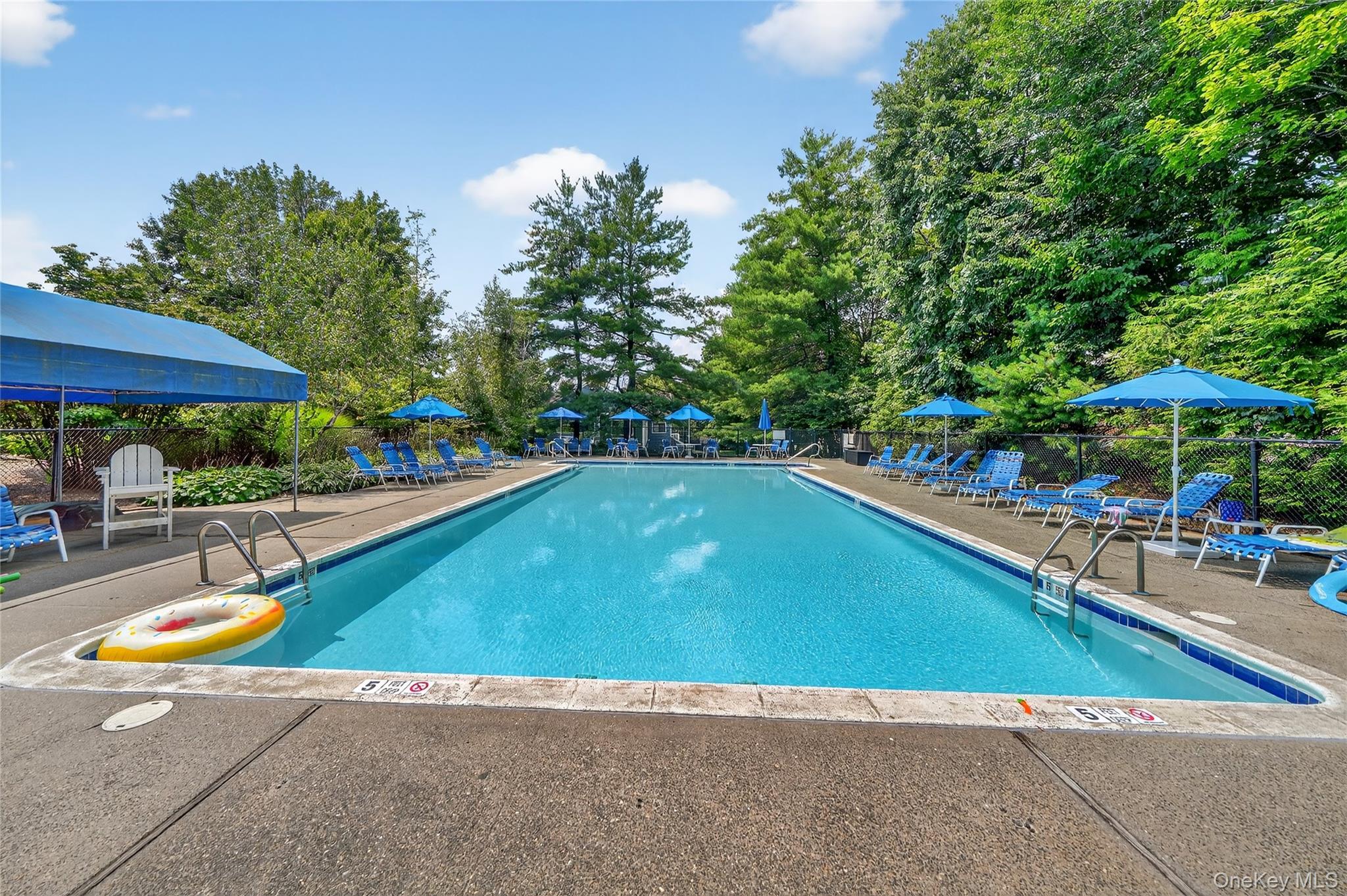 Condo Valleyview  Westchester County, NY 10533, MLS-974599-41