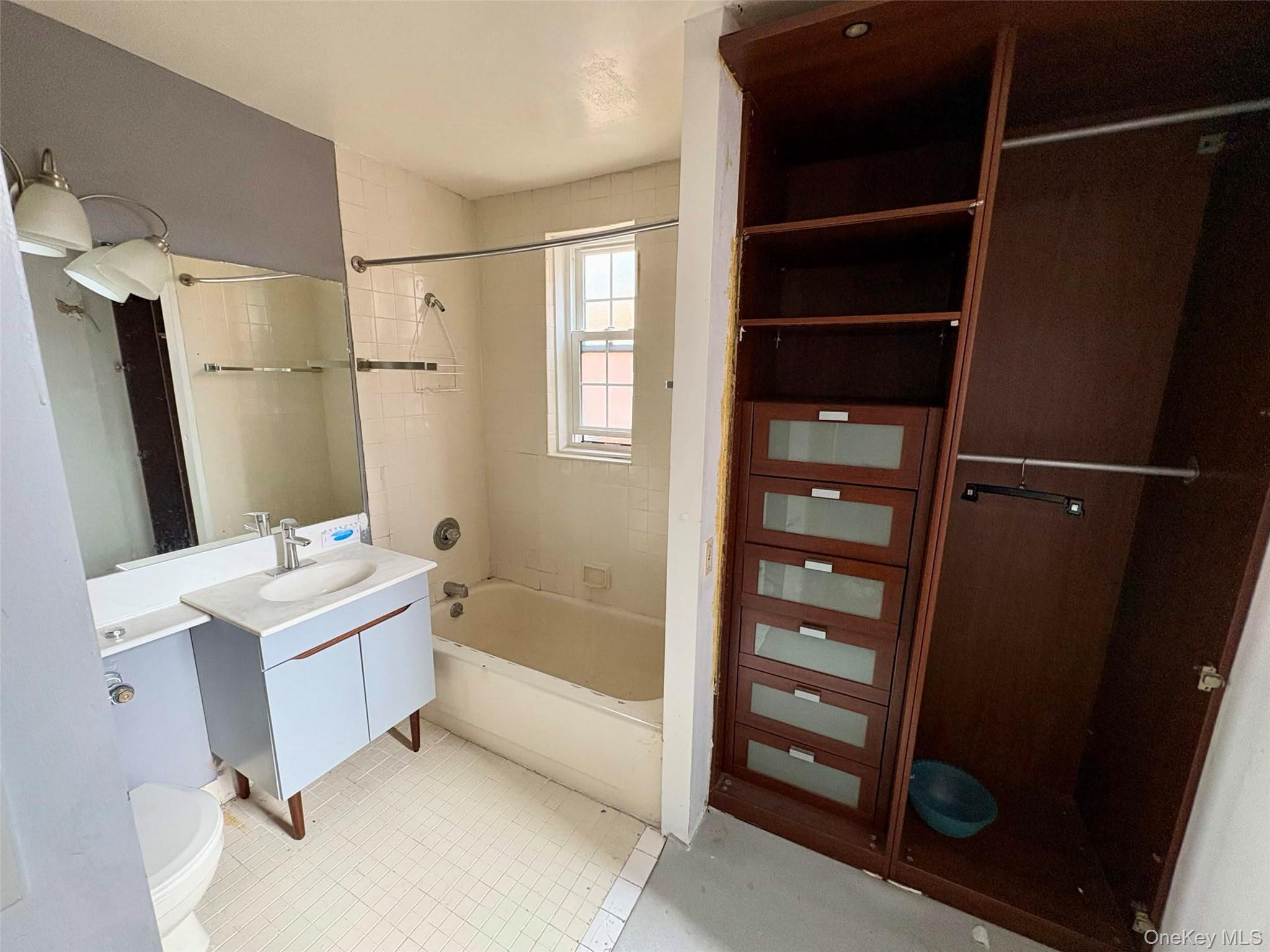 Coop Burden  Queens, NY 11435, MLS-974609-8