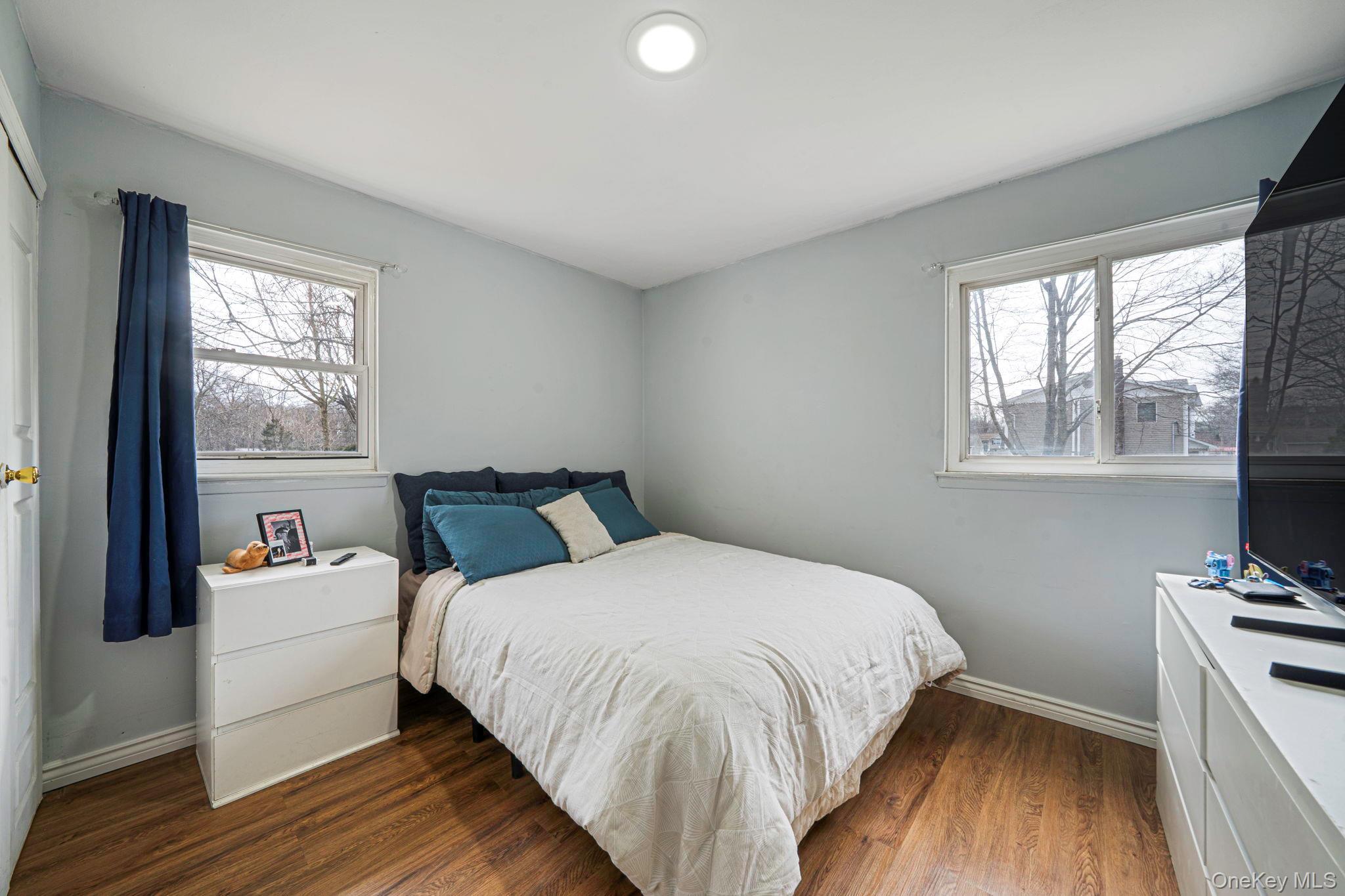 Single Family Revilo  Suffolk County, NY 11967, MLS-974617-10