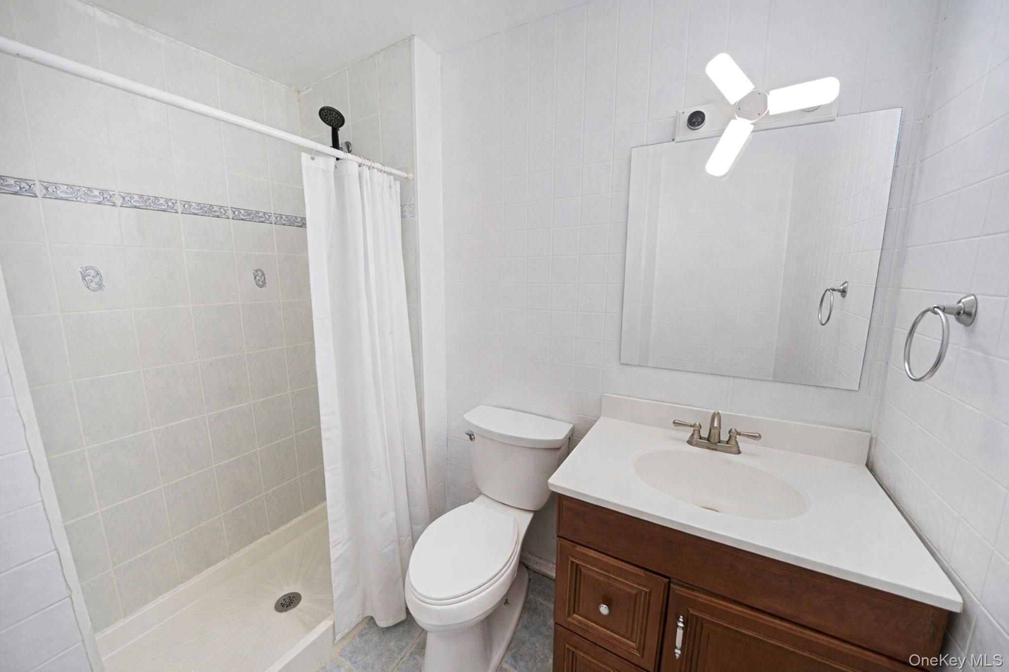 Single Family Revilo  Suffolk County, NY 11967, MLS-974617-18