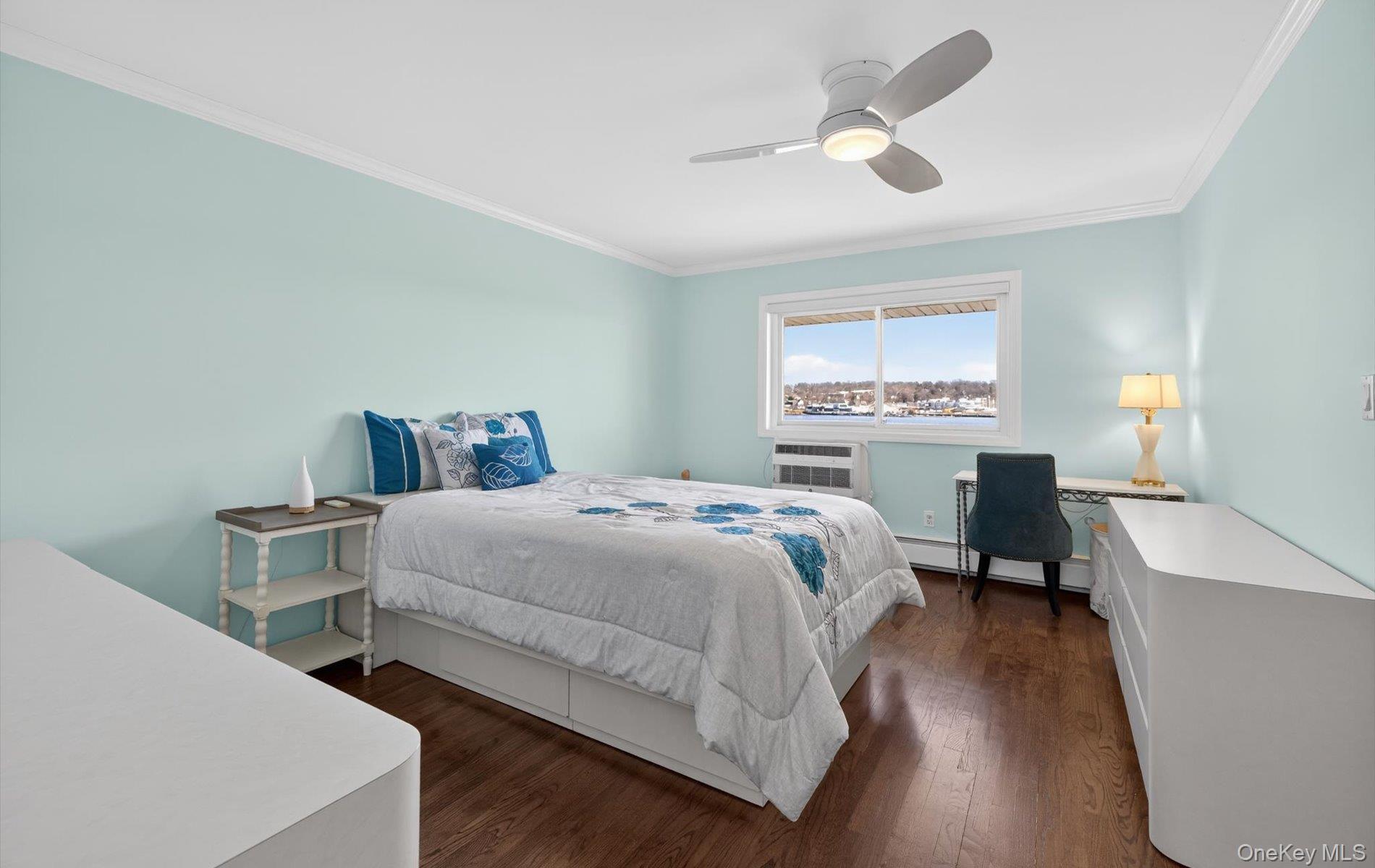 Coop Toms Point Nassau County, NY 11050, MLS-974623-17