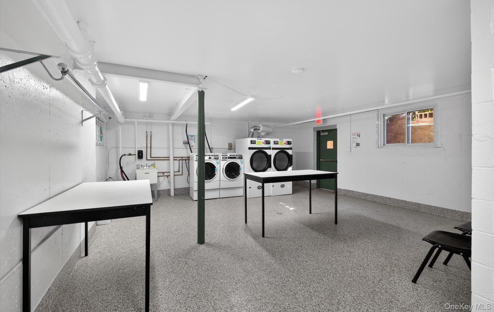 Coop Toms Point Nassau County, NY 11050, MLS-974623-27