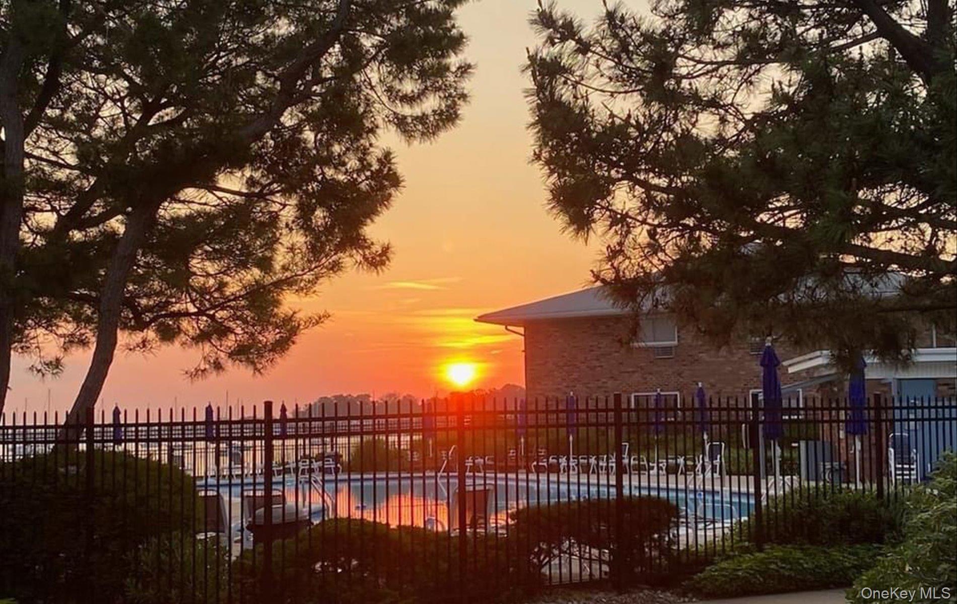 Coop Toms Point Nassau County, NY 11050, MLS-974623-34