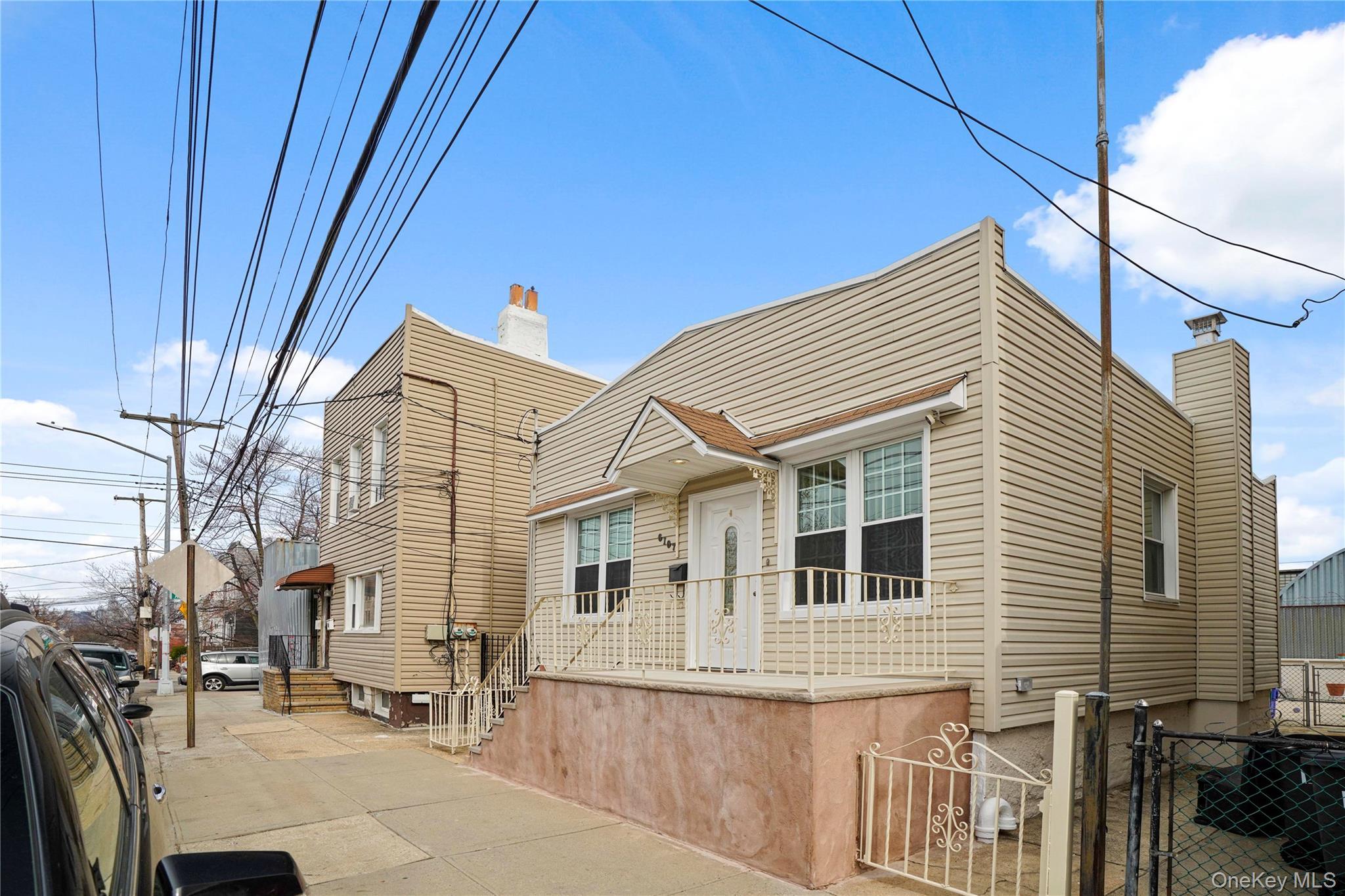 Single Family 56th  Queens, NY 11378, MLS-974637-3