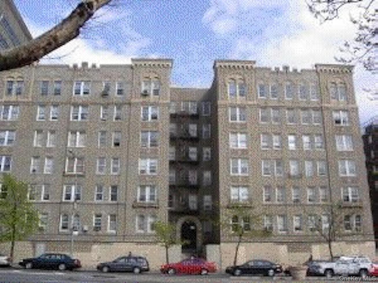 Coop Grand Concourse  Bronx, NY 10456, MLS-974647-11