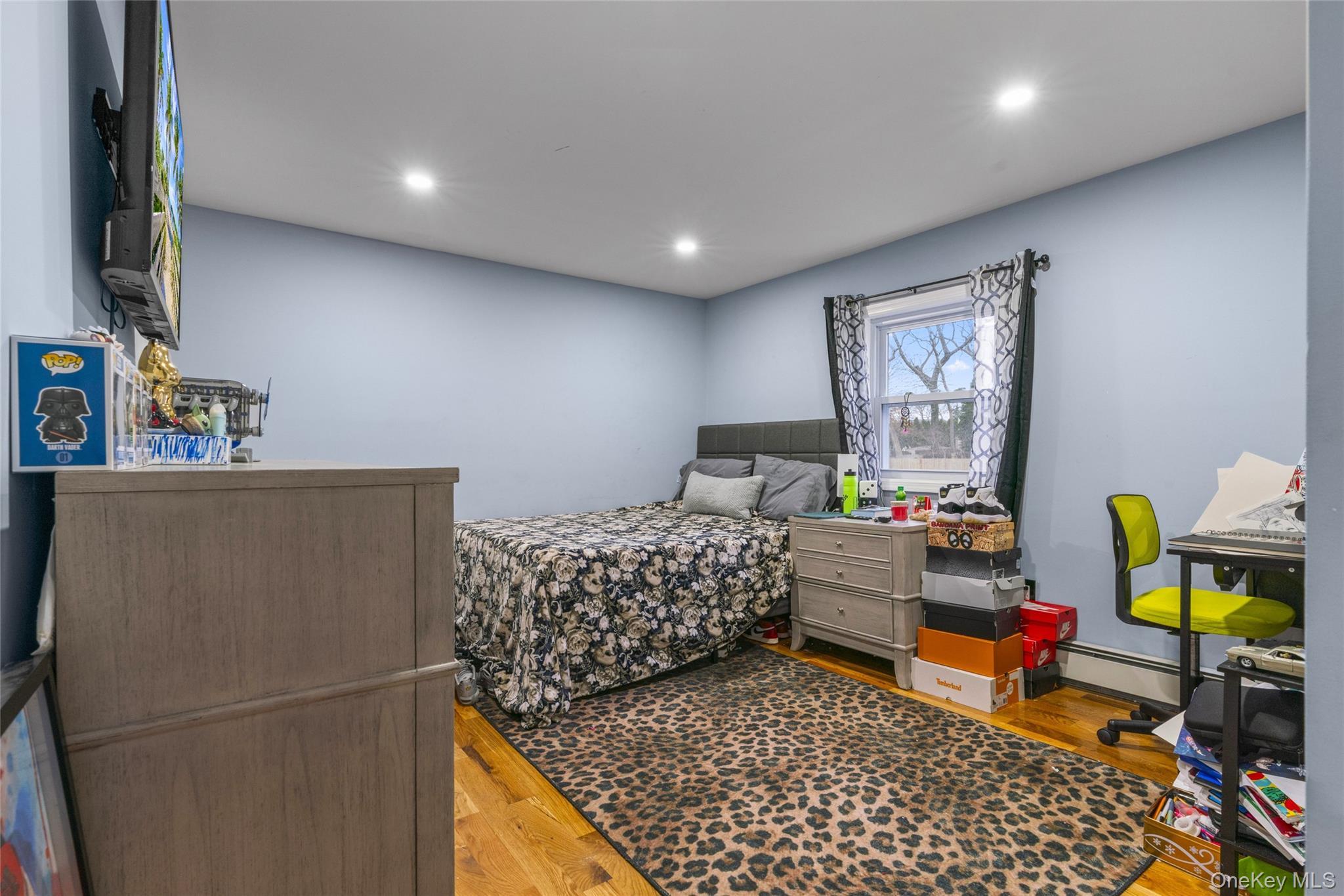 Single Family Linden  Suffolk County, NY 11727, MLS-974663-15