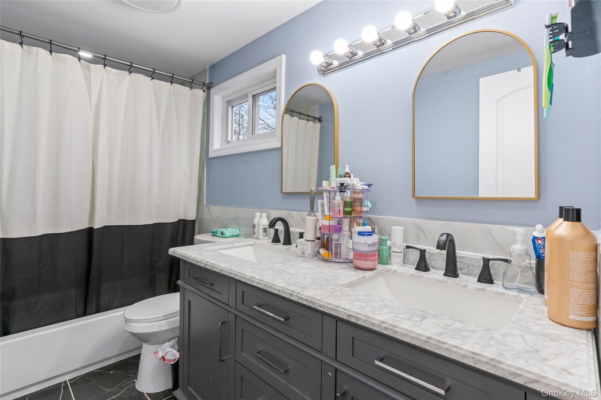 Single Family Linden  Suffolk County, NY 11727, MLS-974663-19