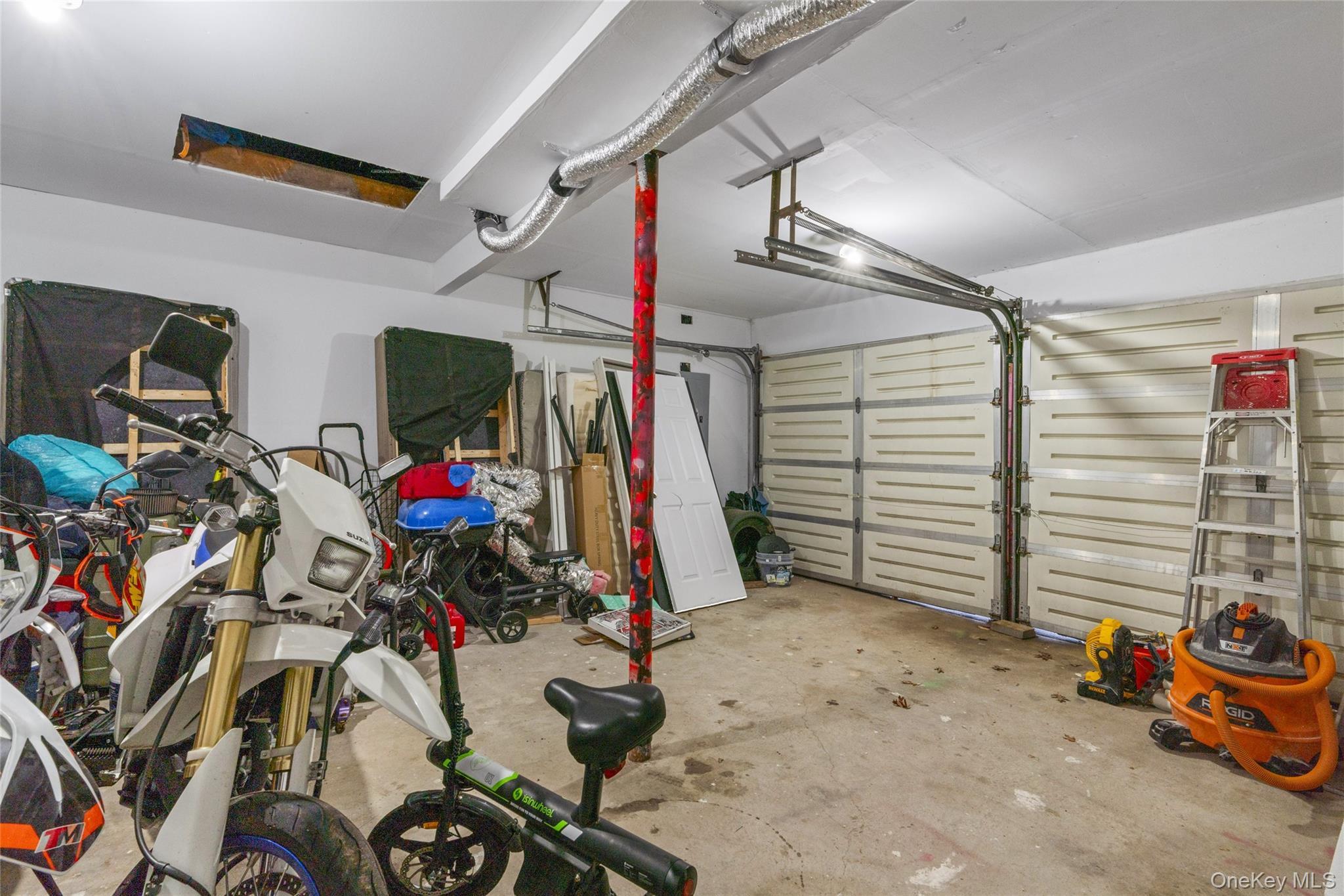 Single Family Linden  Suffolk County, NY 11727, MLS-974663-24