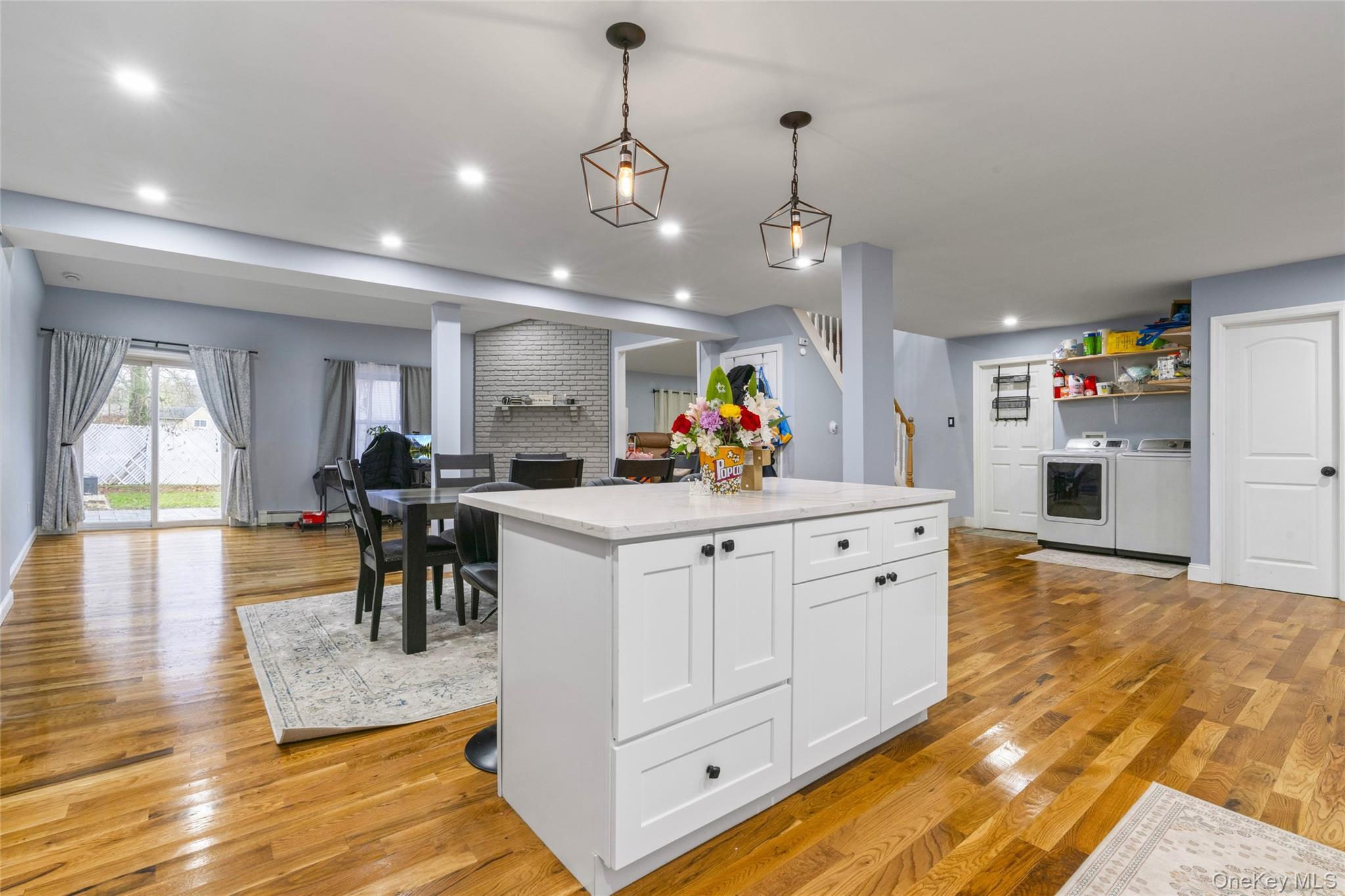 Single Family Linden  Suffolk County, NY 11727, MLS-974663-4