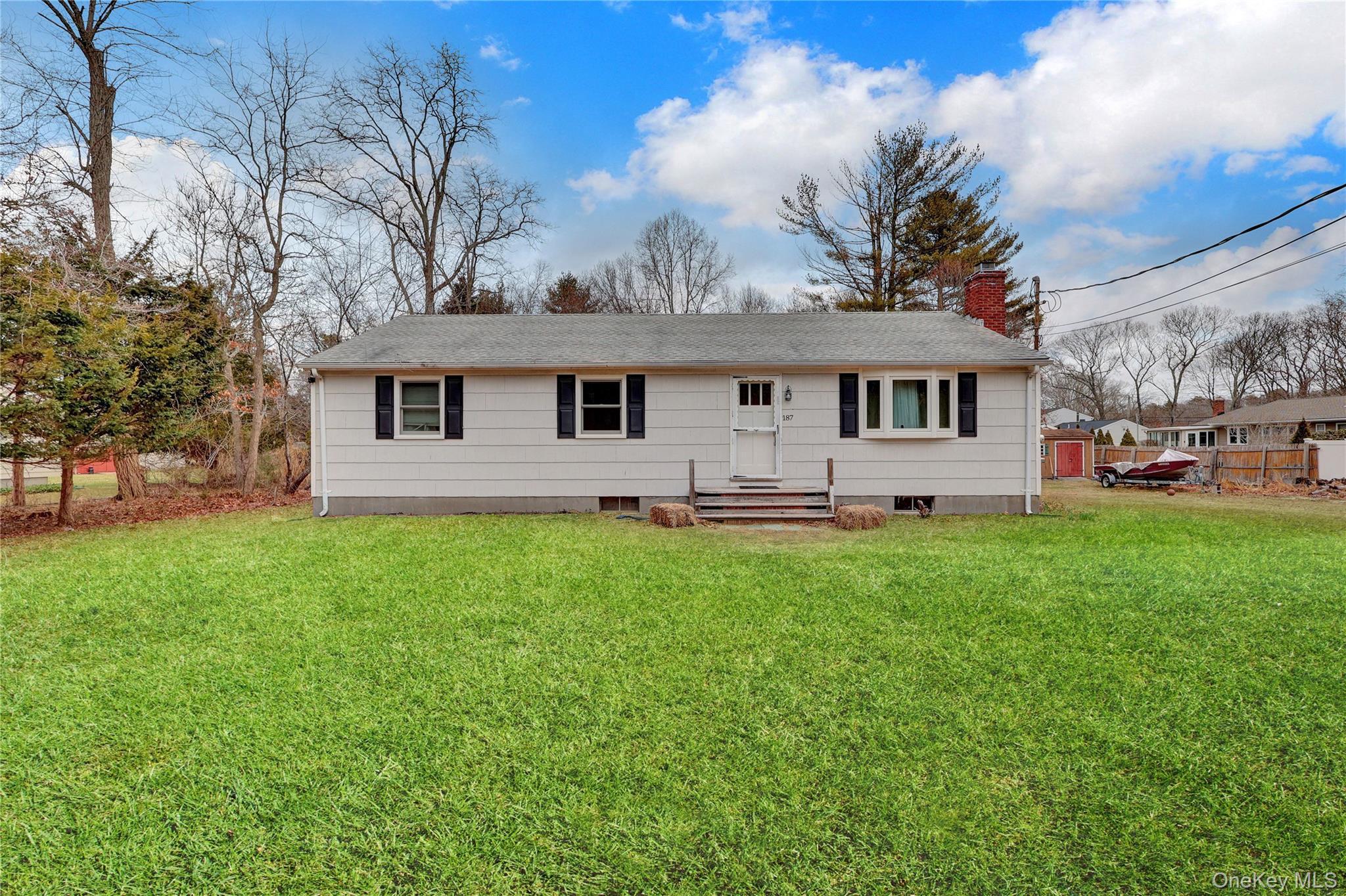 Single Family Hot Water  Suffolk County, NY 11949, MLS-974687-3