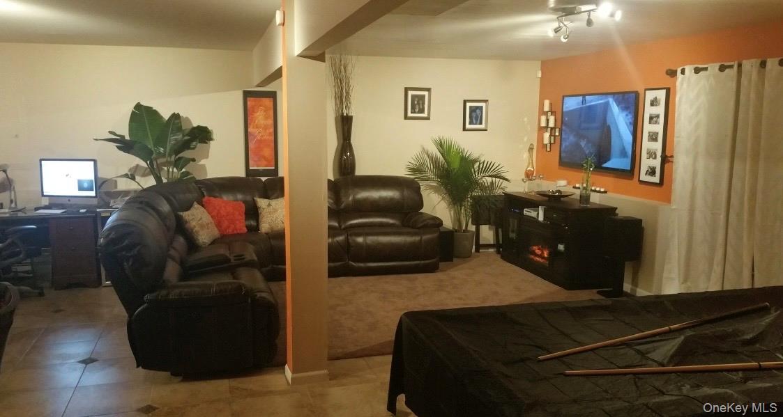 Single Family Tammy Orange County, NY 10941, MLS-974722-25