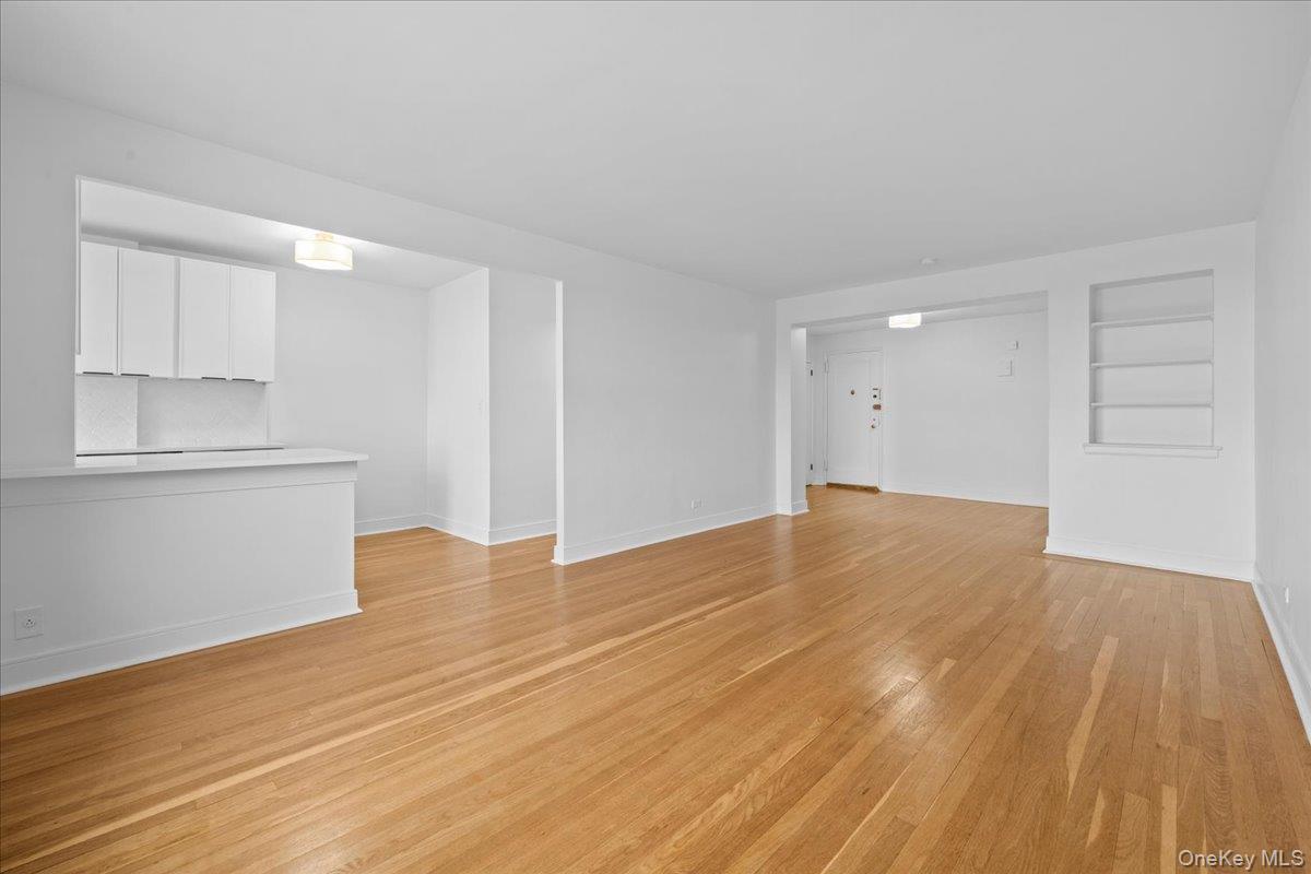 Condo 240th  Bronx, NY 10463, MLS-974784-5