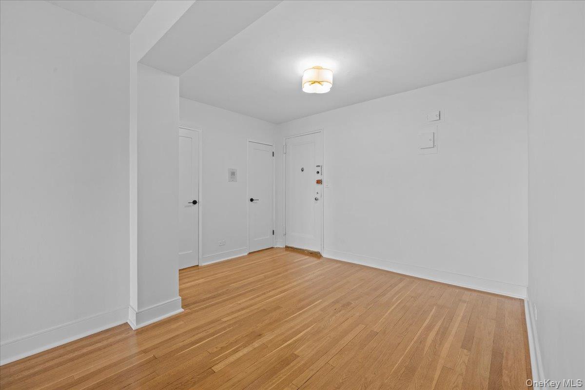 Condo 240th  Bronx, NY 10463, MLS-974784-6