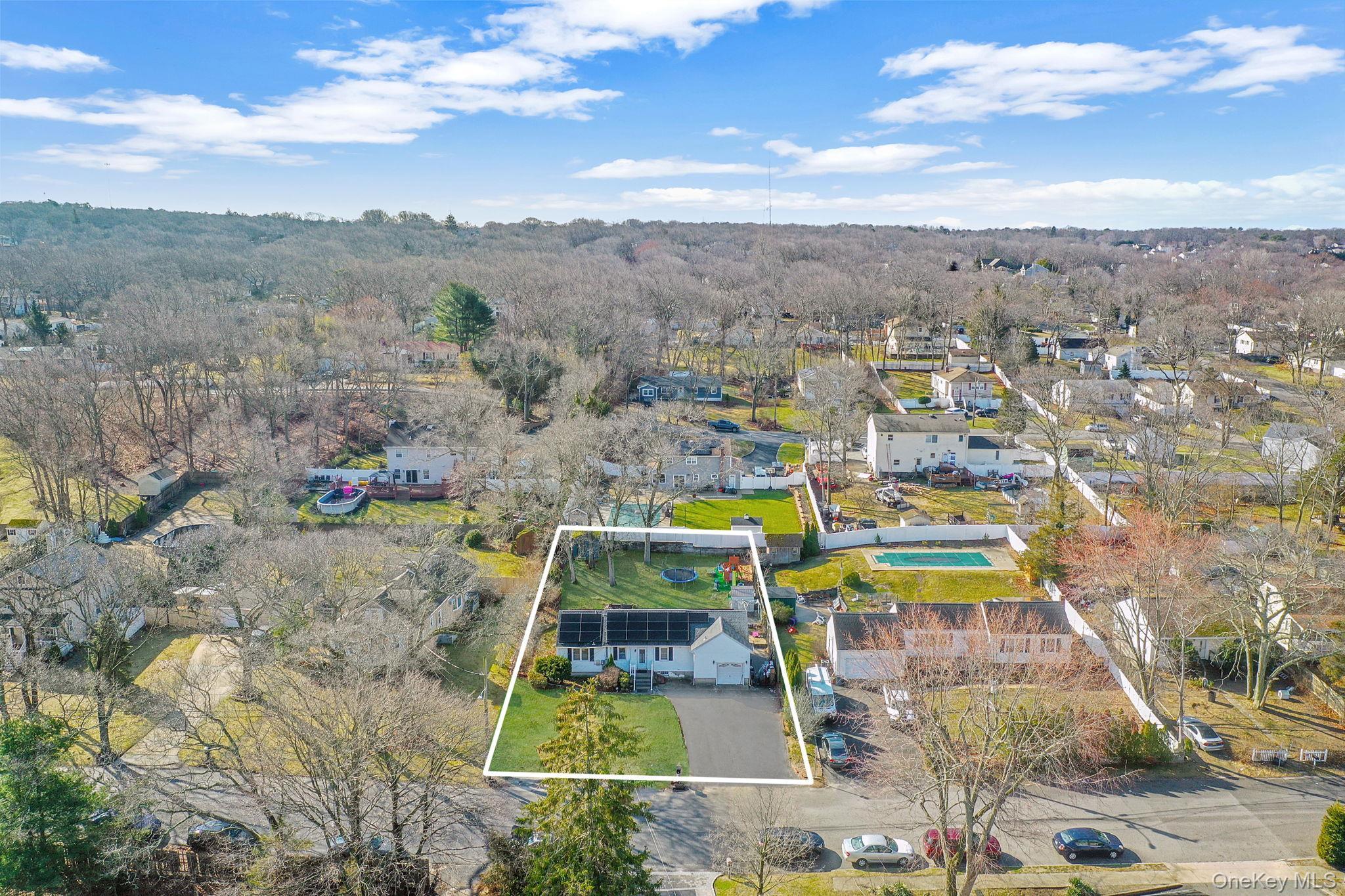 Single Family Beech  Suffolk County, NY 11738, MLS-974797-39