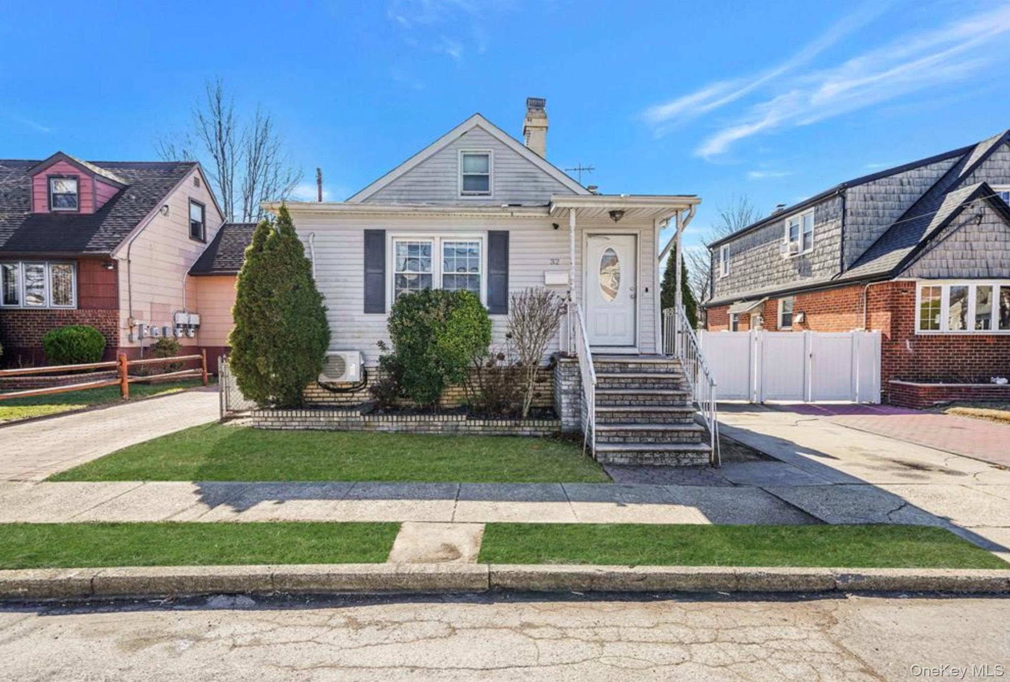 Single Family Cumberland  Nassau County, NY 11580, MLS-974802-2