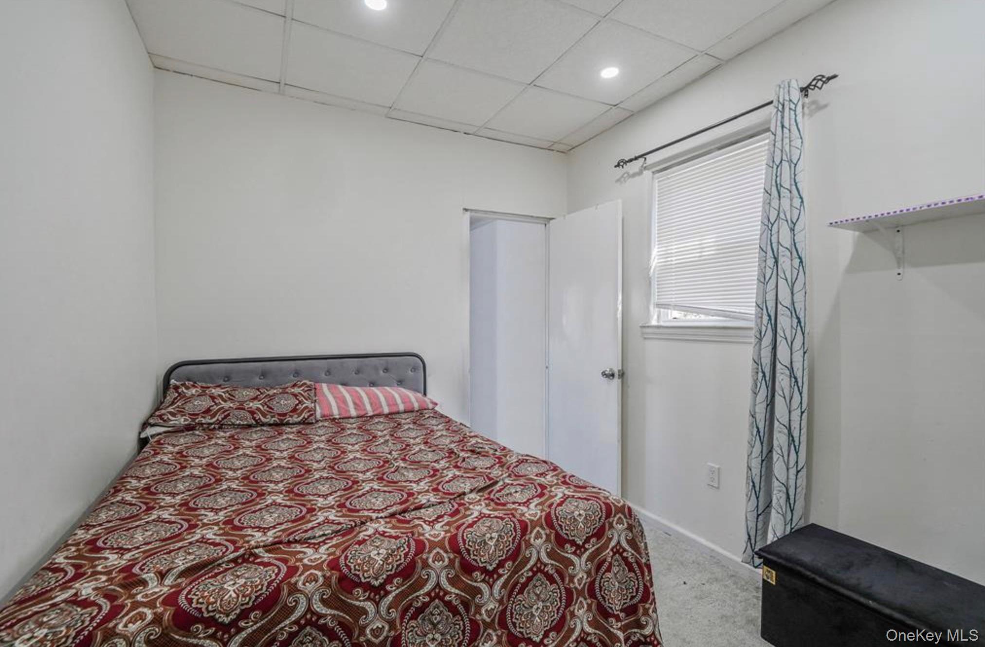 Single Family Cumberland  Nassau County, NY 11580, MLS-974802-6