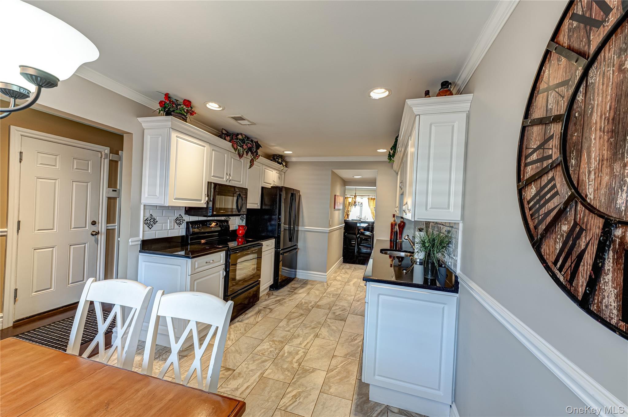 Condo Pond View  Suffolk County, NY 11787, MLS-974815-6