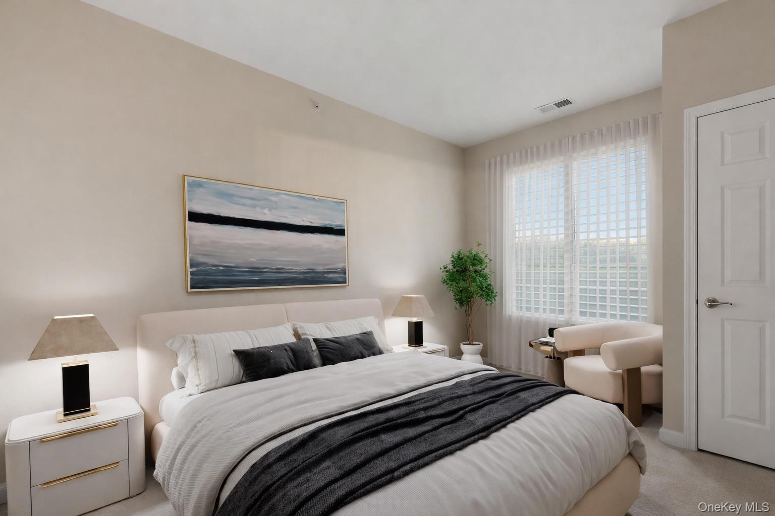 Condo Saratoga  Dutchess County, NY 12524, MLS-974827-9