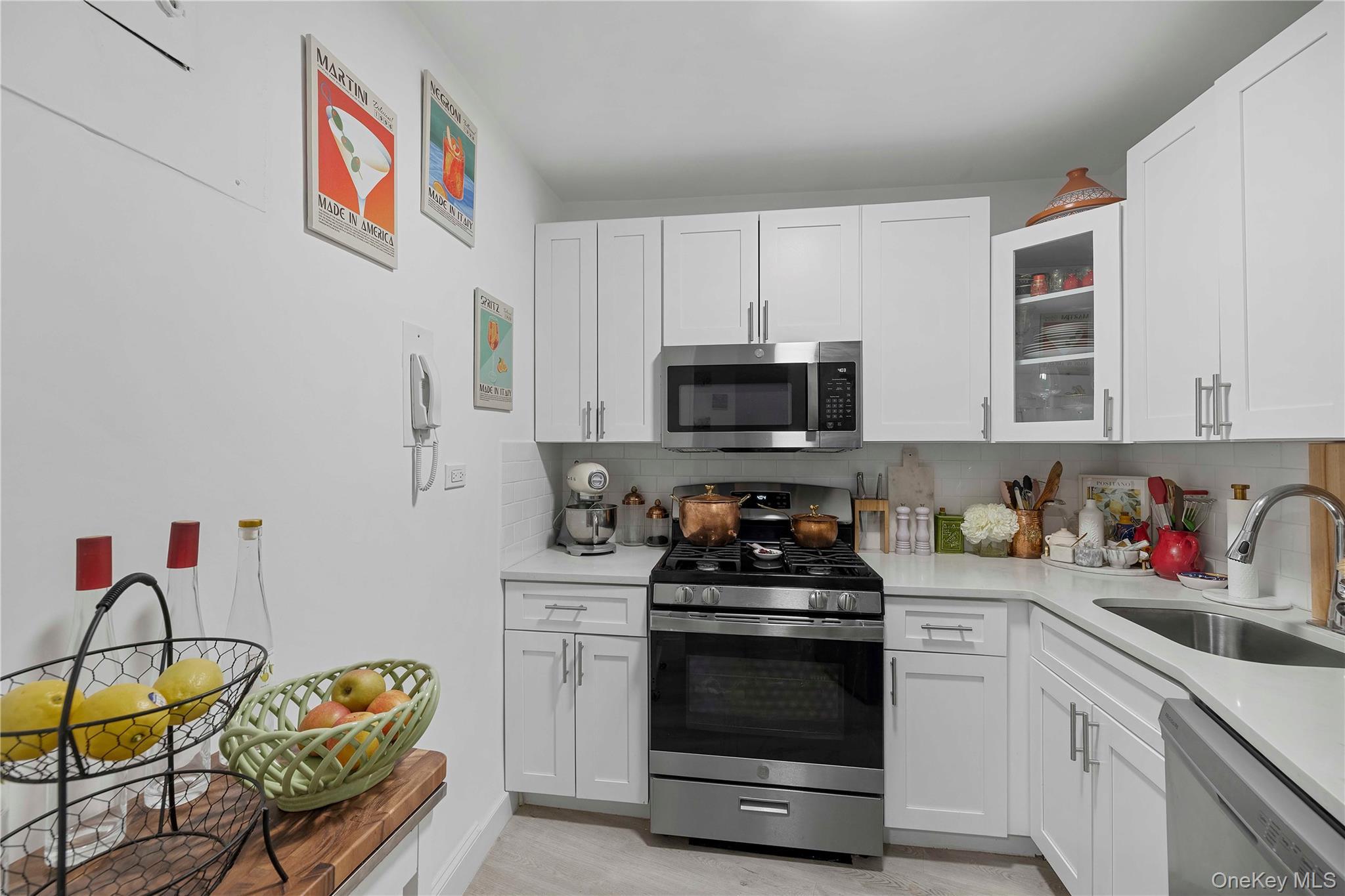 Coop Grand Concourse  Bronx, NY 10451, MLS-974839-4