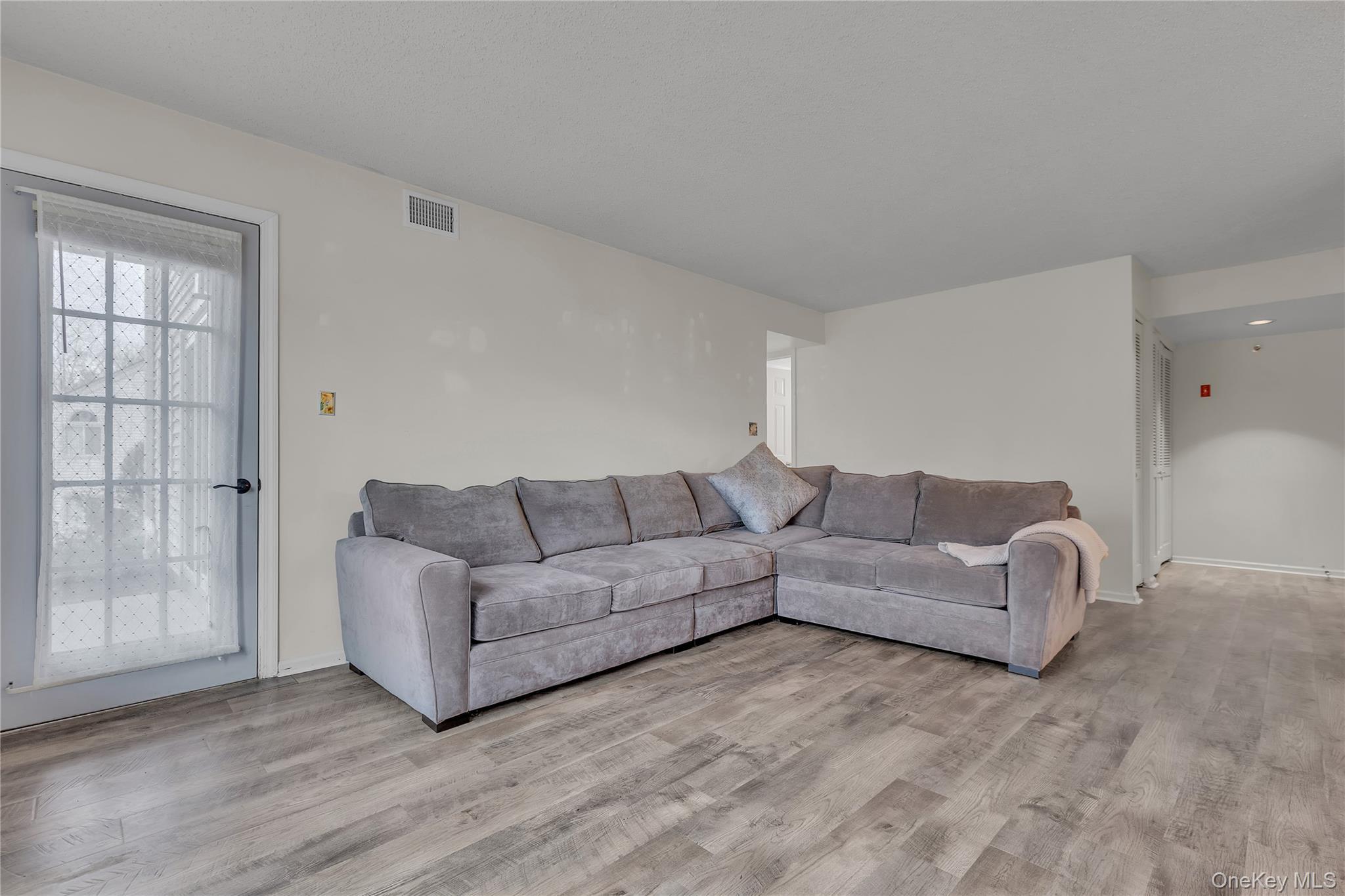 Condo Bayberry  Westchester County, NY 10566, MLS-974845-4