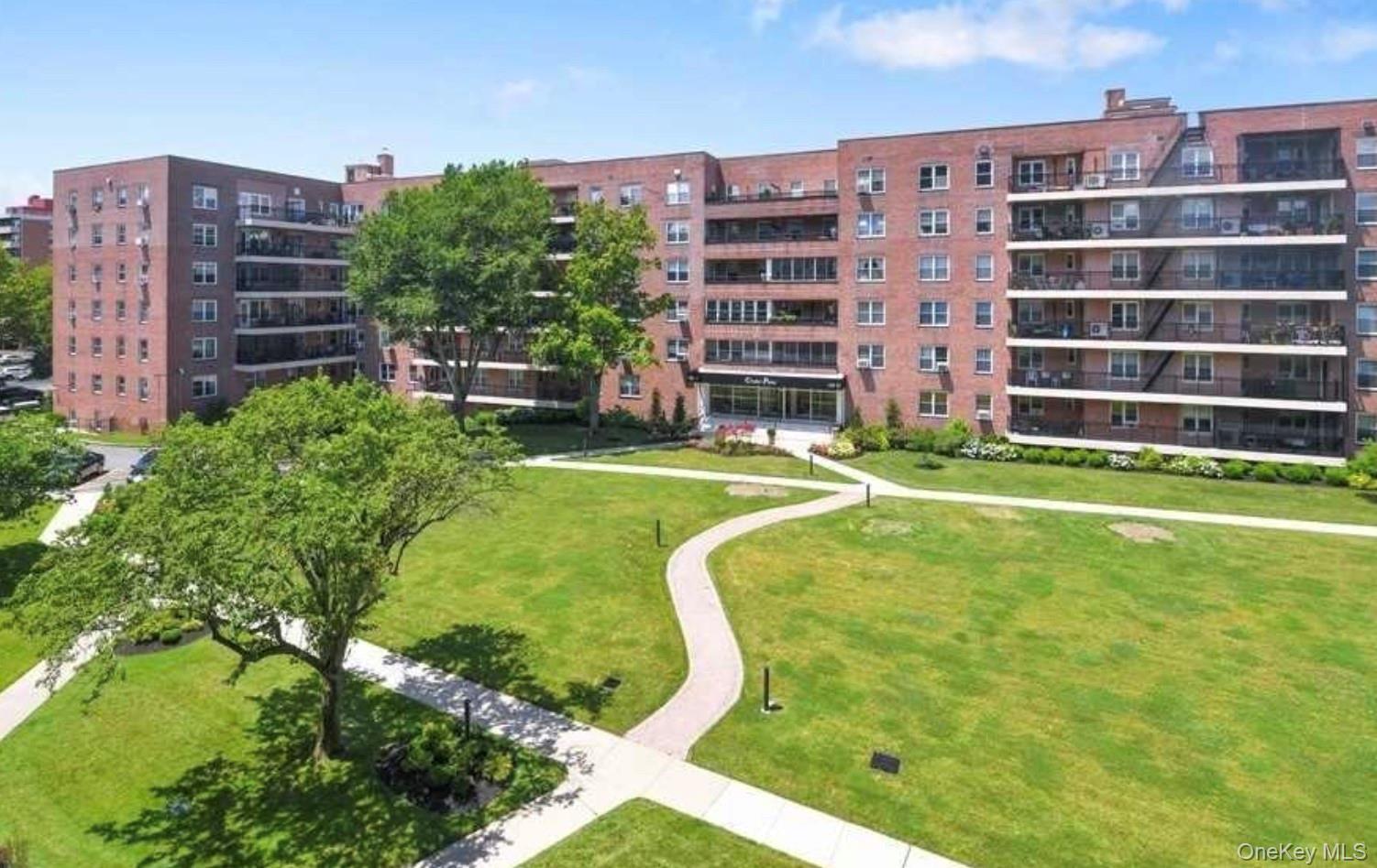 Coop Powells Cove  Queens, NY 11357, MLS-974850-10