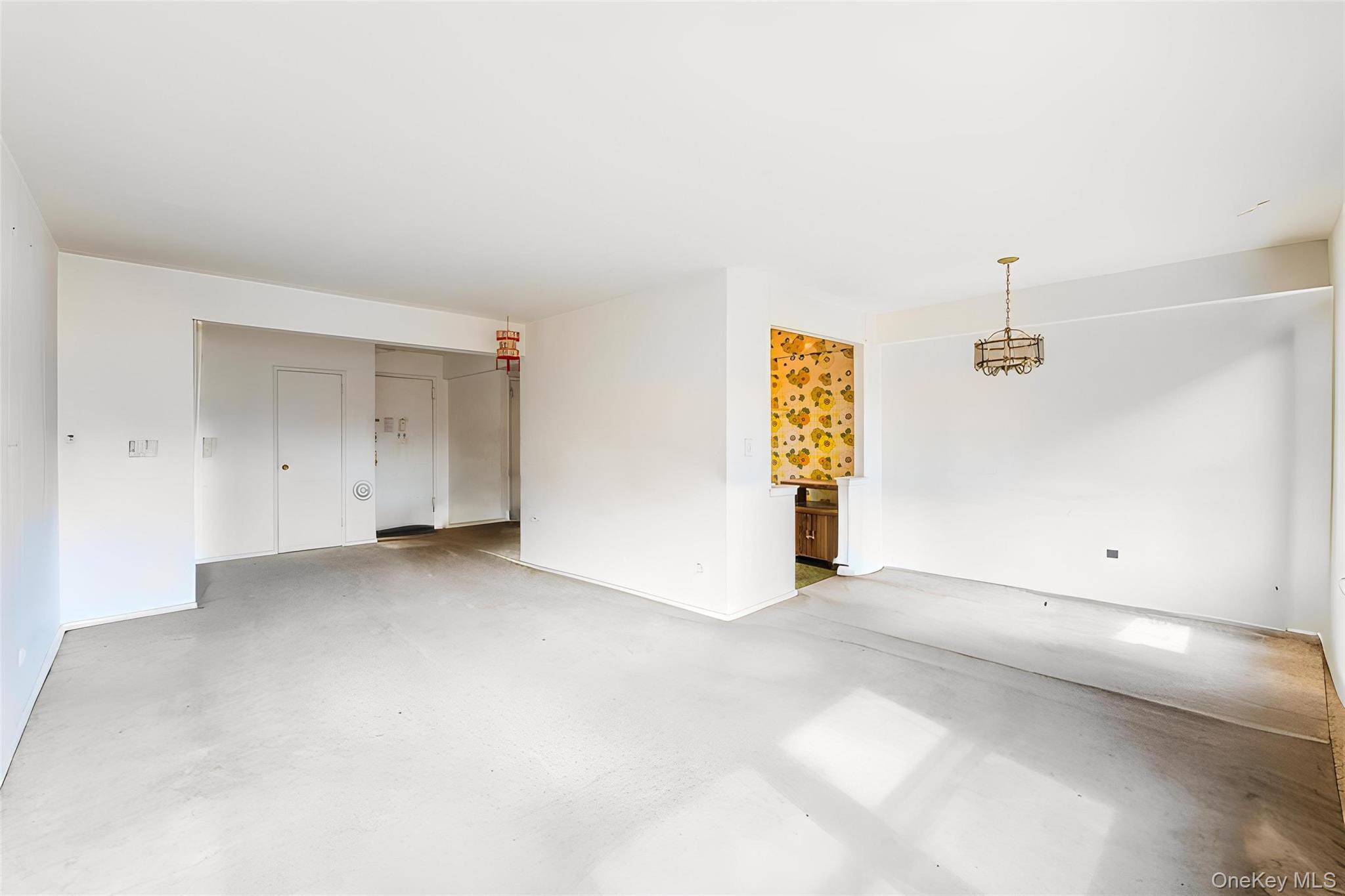 Coop 34th Ave  Queens, NY 11354, MLS-974872-5