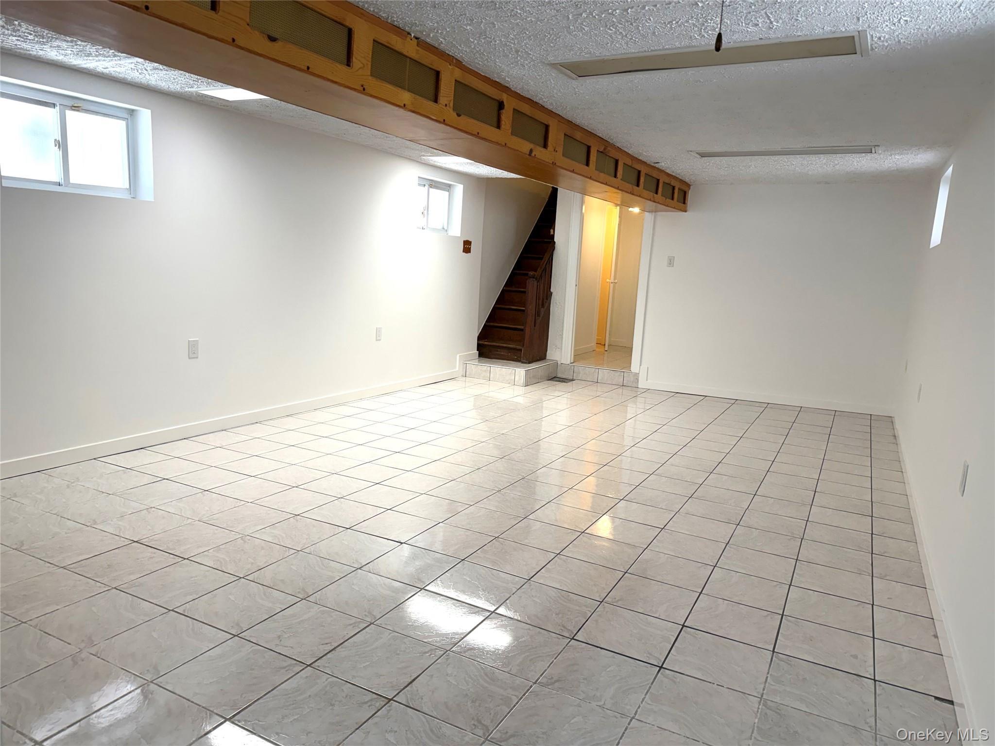Single Family 21st Avenue Queens, NY 11357, MLS-974876-29