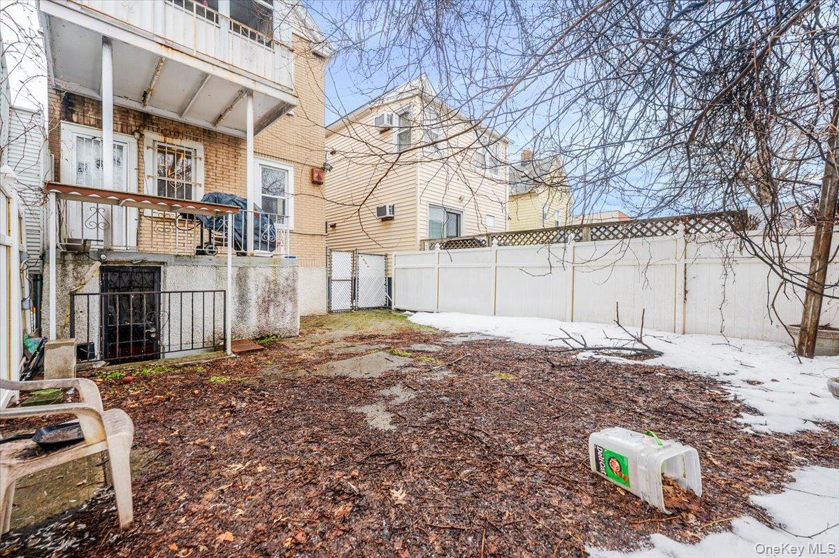 Single Family Edwards  Bronx, NY 10461, MLS-974880-31