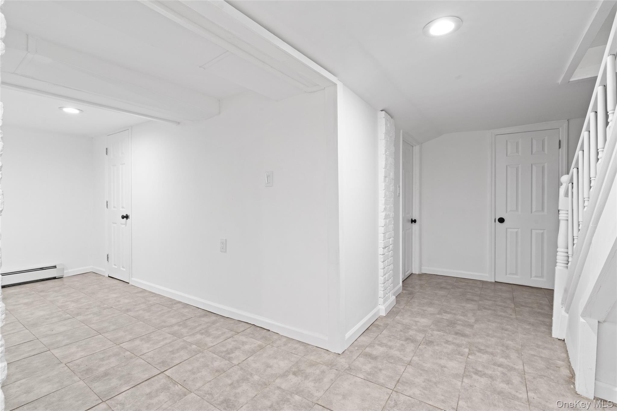 Single Family Charles  Staten Island, NY 10302, MLS-974895-16